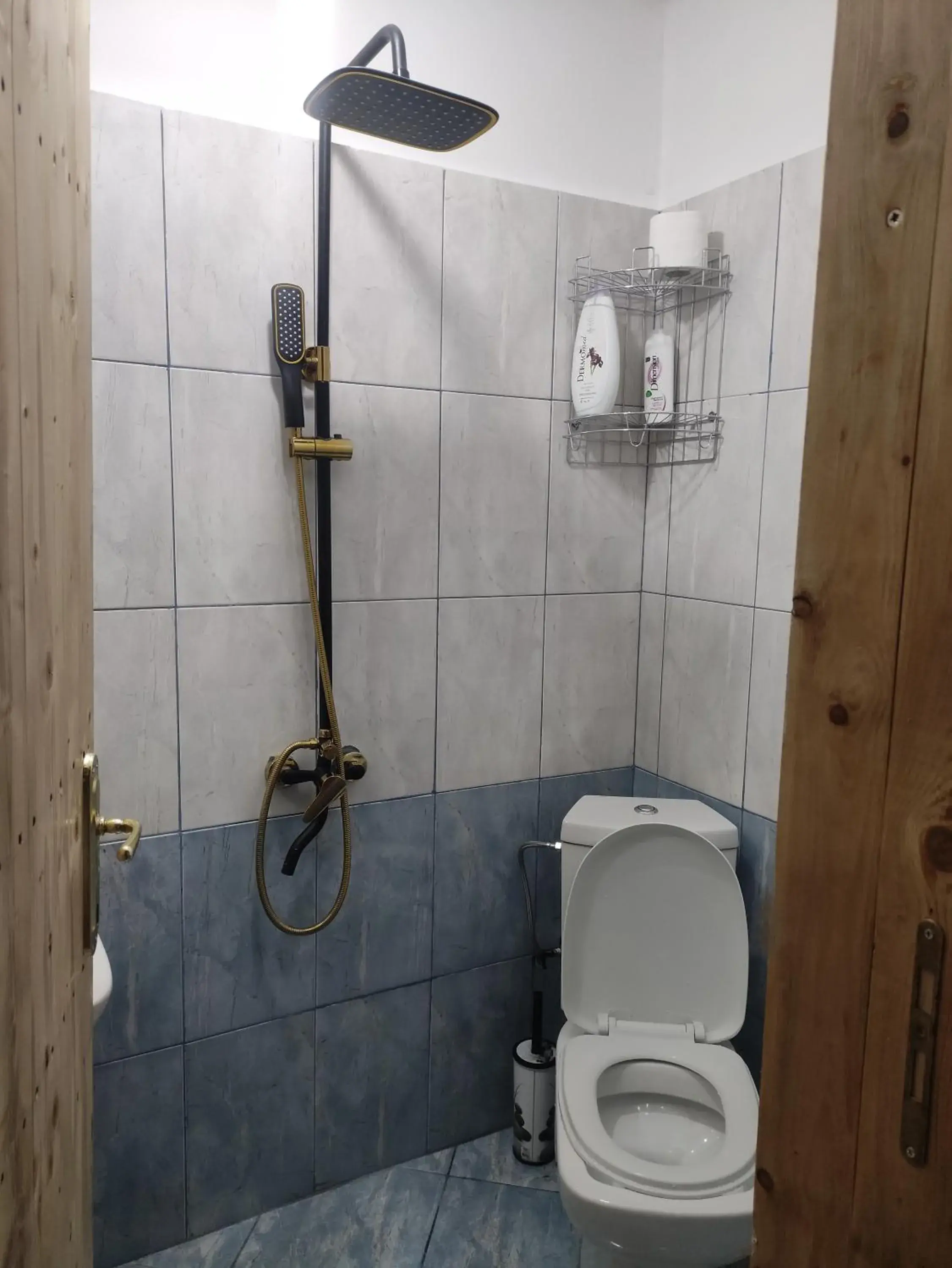 Budget Twin Room in Karafil Guesthouse Budget Twin Room in Karafil Guesthouse