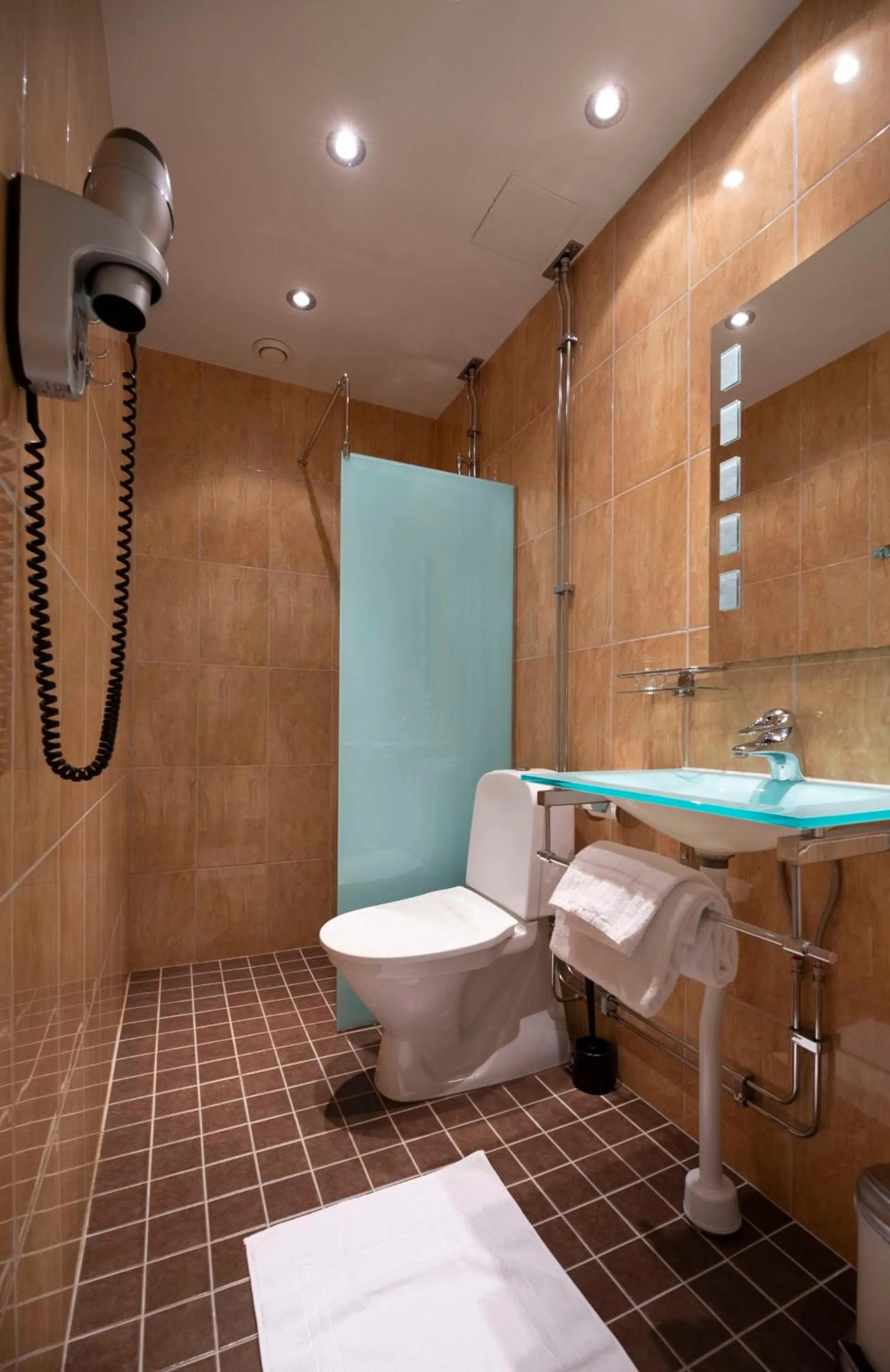 Bathroom in Best Western Hotel Bentleys