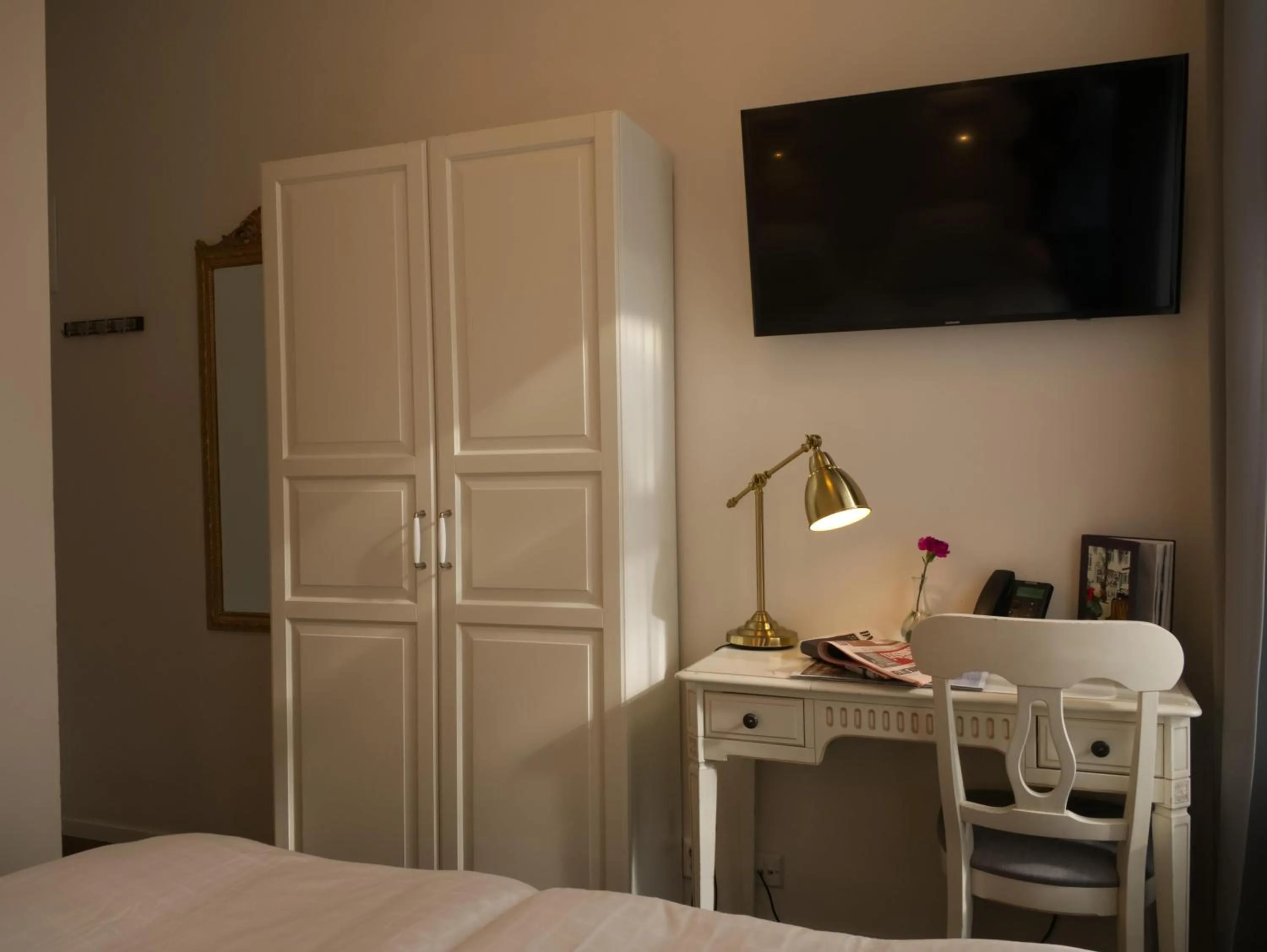 Bedroom, Bed in Best Western Hotel Bentleys