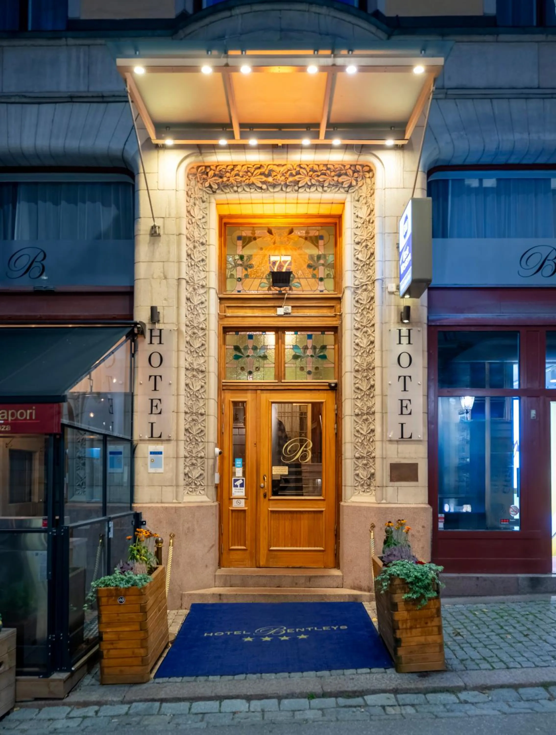 Facade/entrance in Best Western Hotel Bentleys