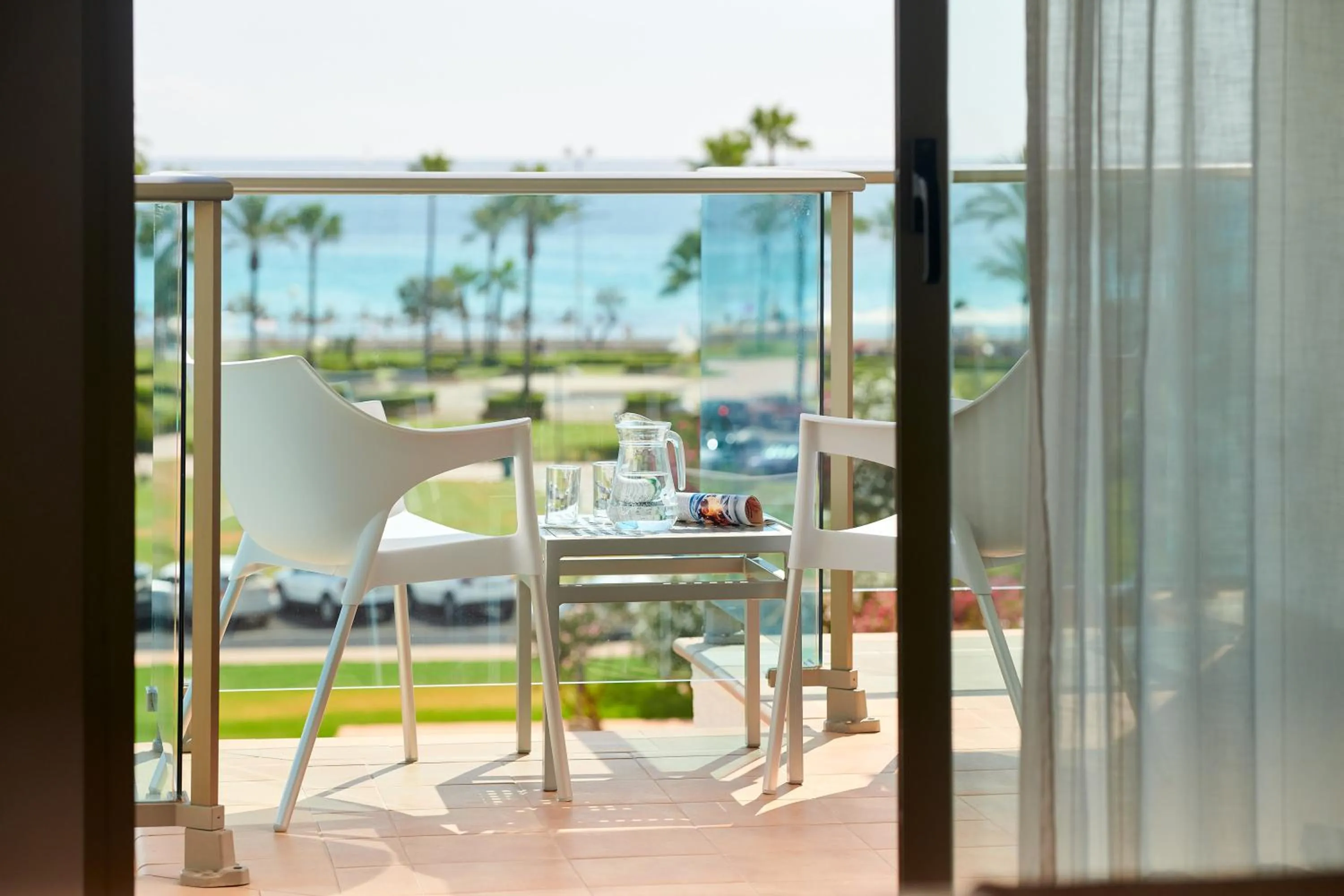 Balcony/Terrace in Hipotels Cala Millor Park