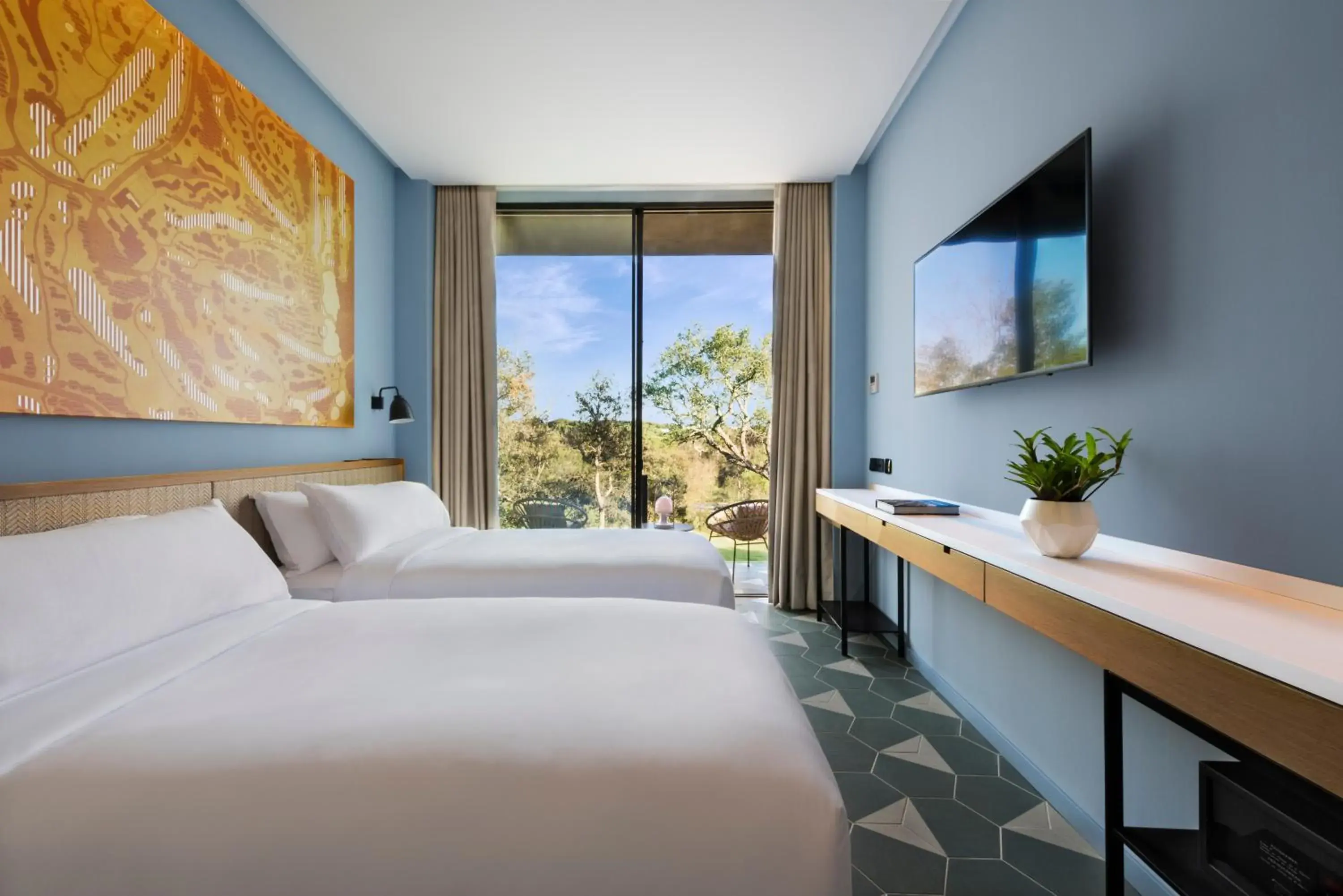 Deluxe Twin Room or Double Room with terrace in LAVIDA Hotel at Camiral, a Quinta do Lago Resort Deluxe Twin Room or Double Room with terrace in LAVIDA Hotel at Camiral, a Quinta do Lago Resort