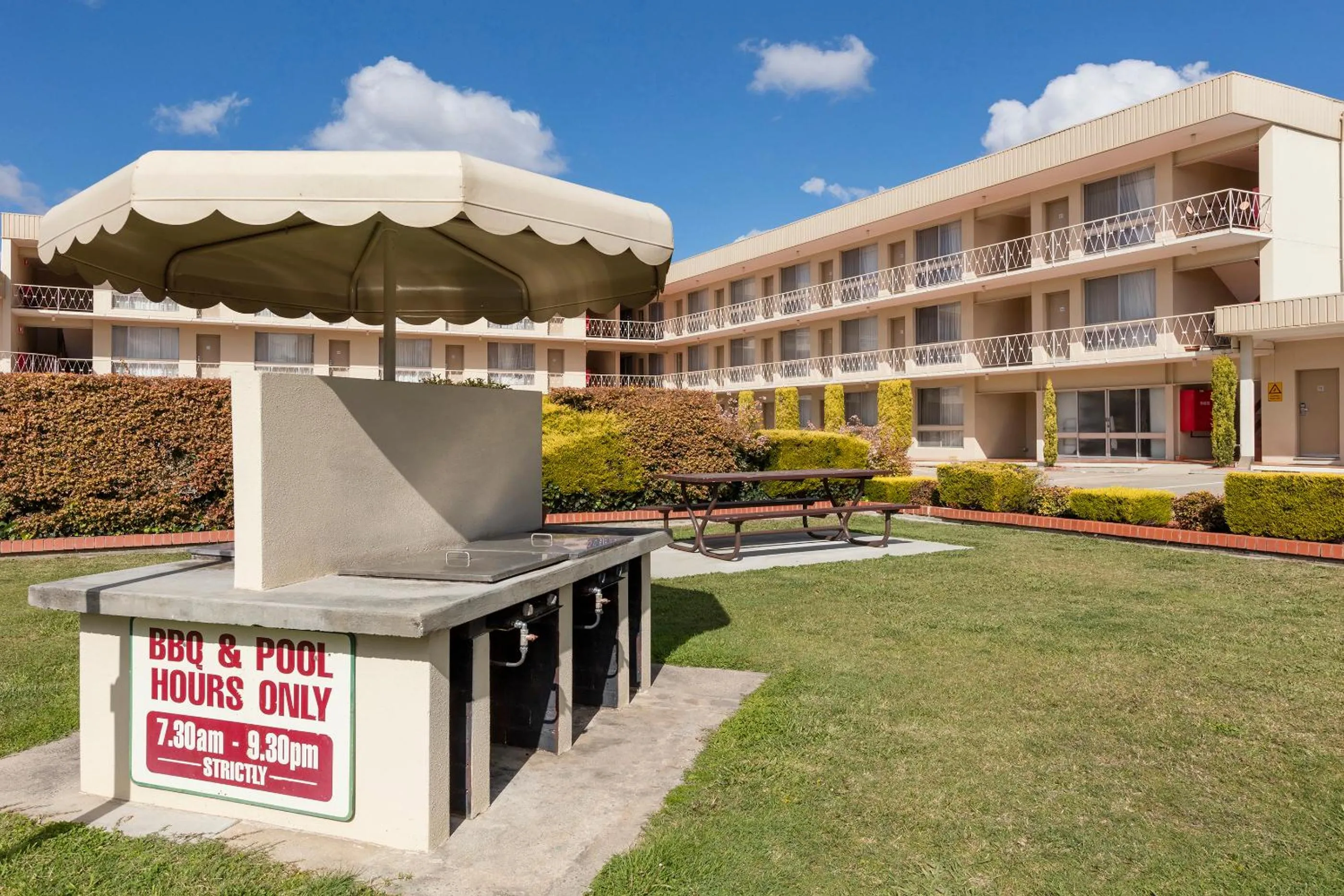 BBQ facilities in BreakFree Queanbeyan