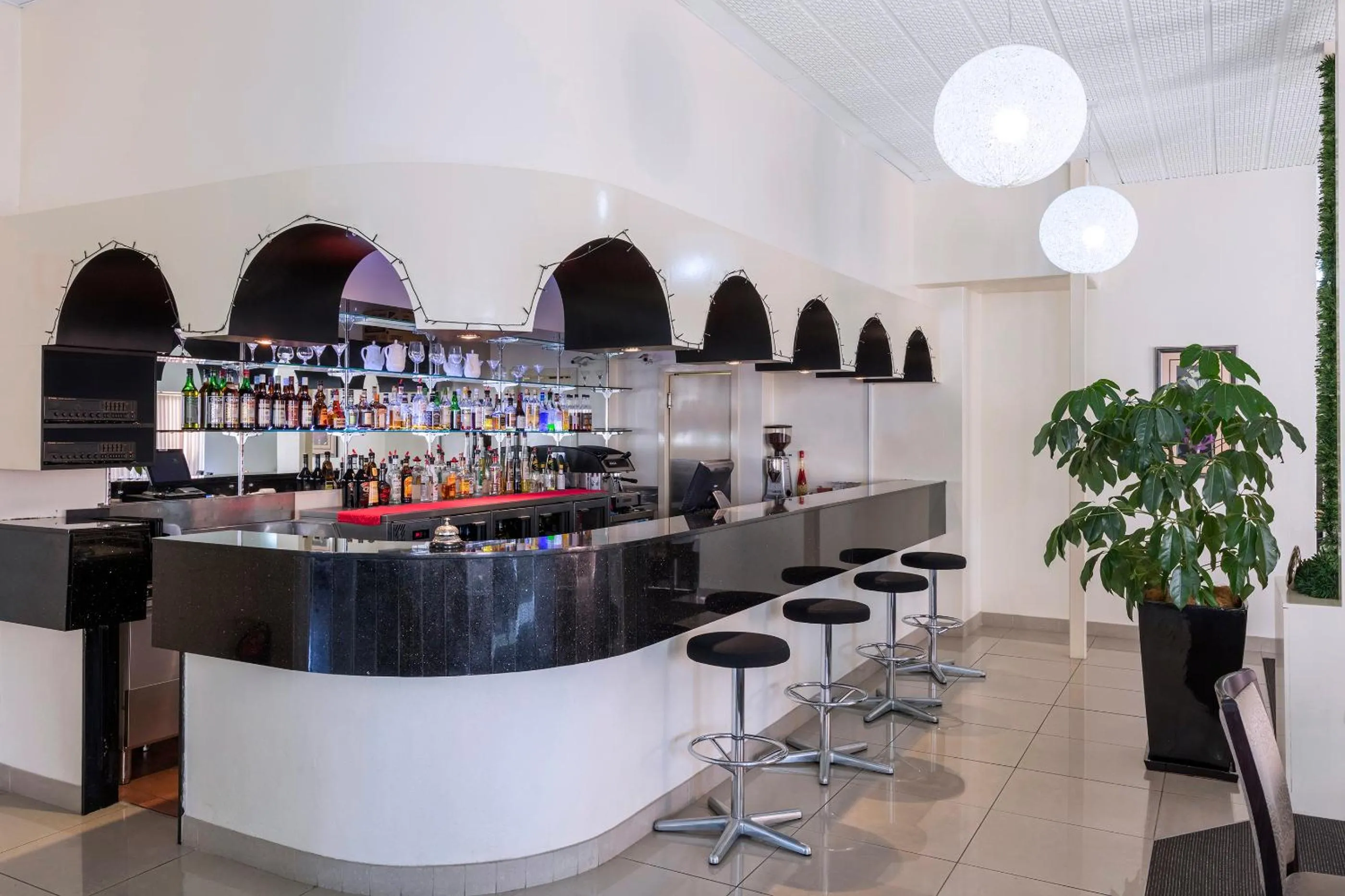 Lounge or bar in BreakFree Queanbeyan