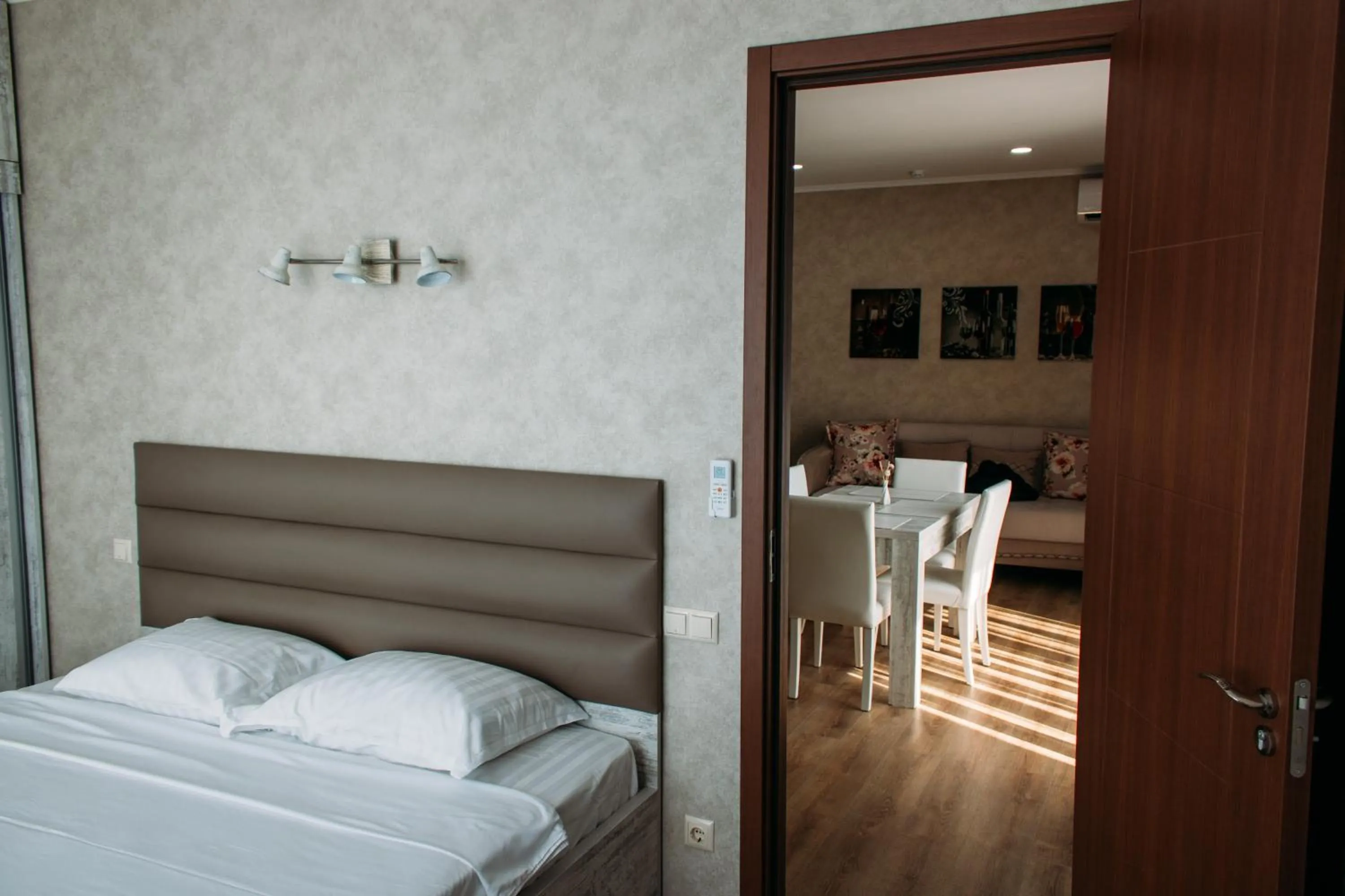 Living room, Bed in Orbi Sea Towers Hotel Official