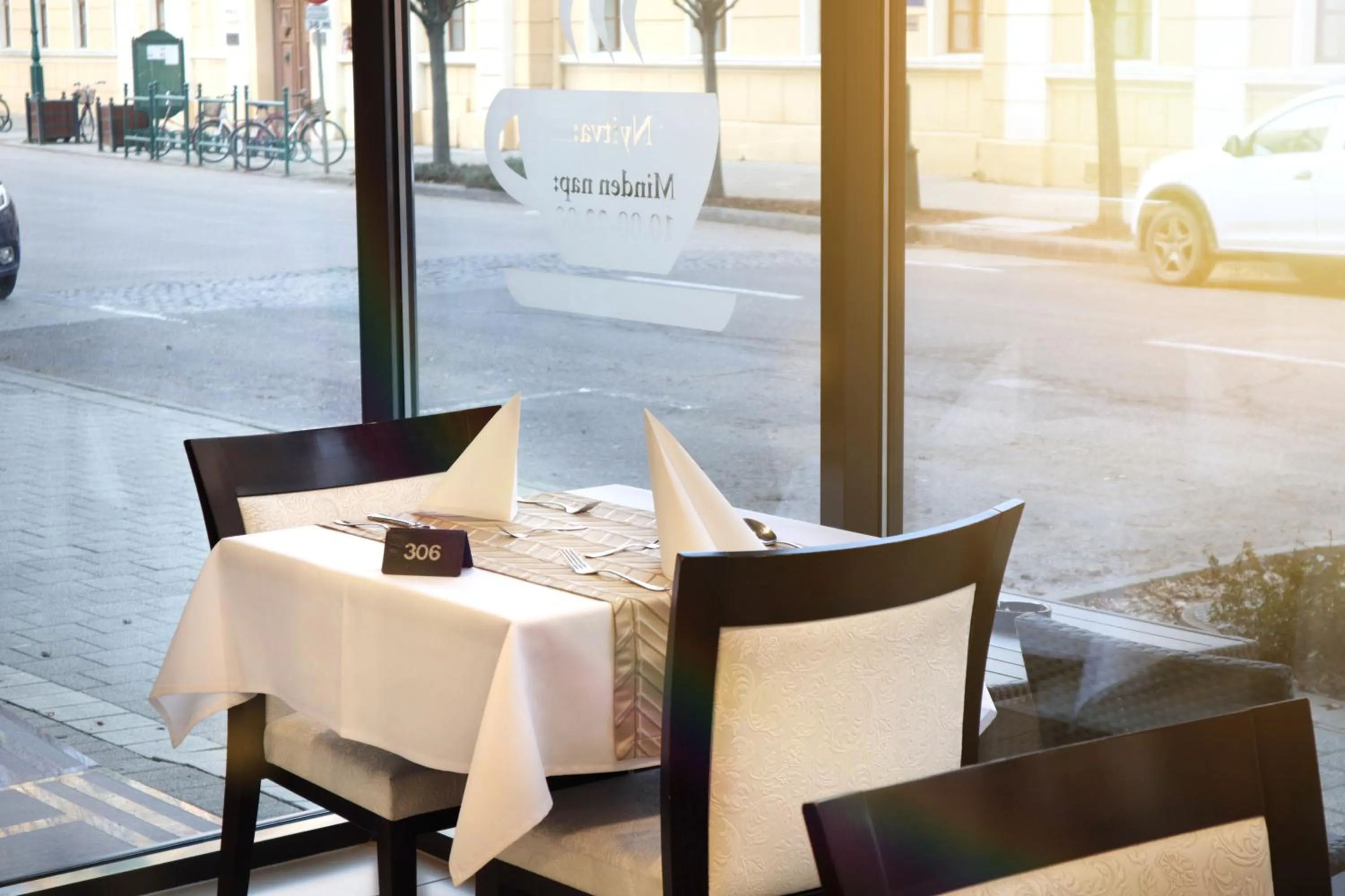 Restaurant/places to eat in Corso Boutique Hotel