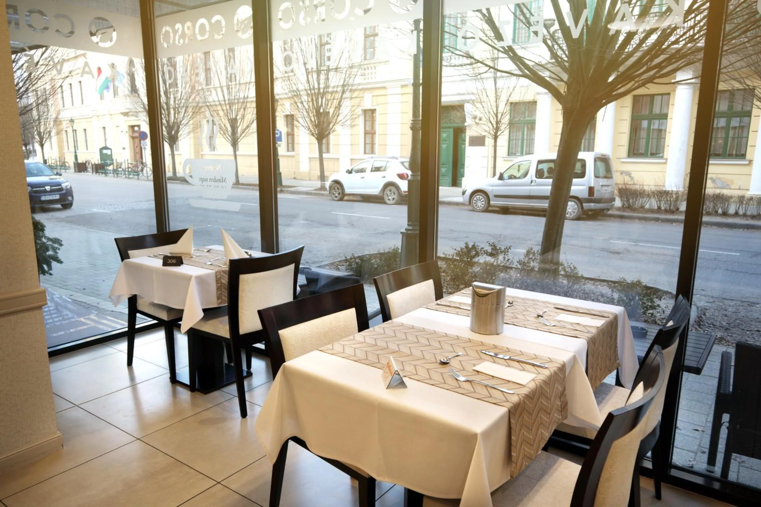 Restaurant/places to eat in Corso Boutique Hotel