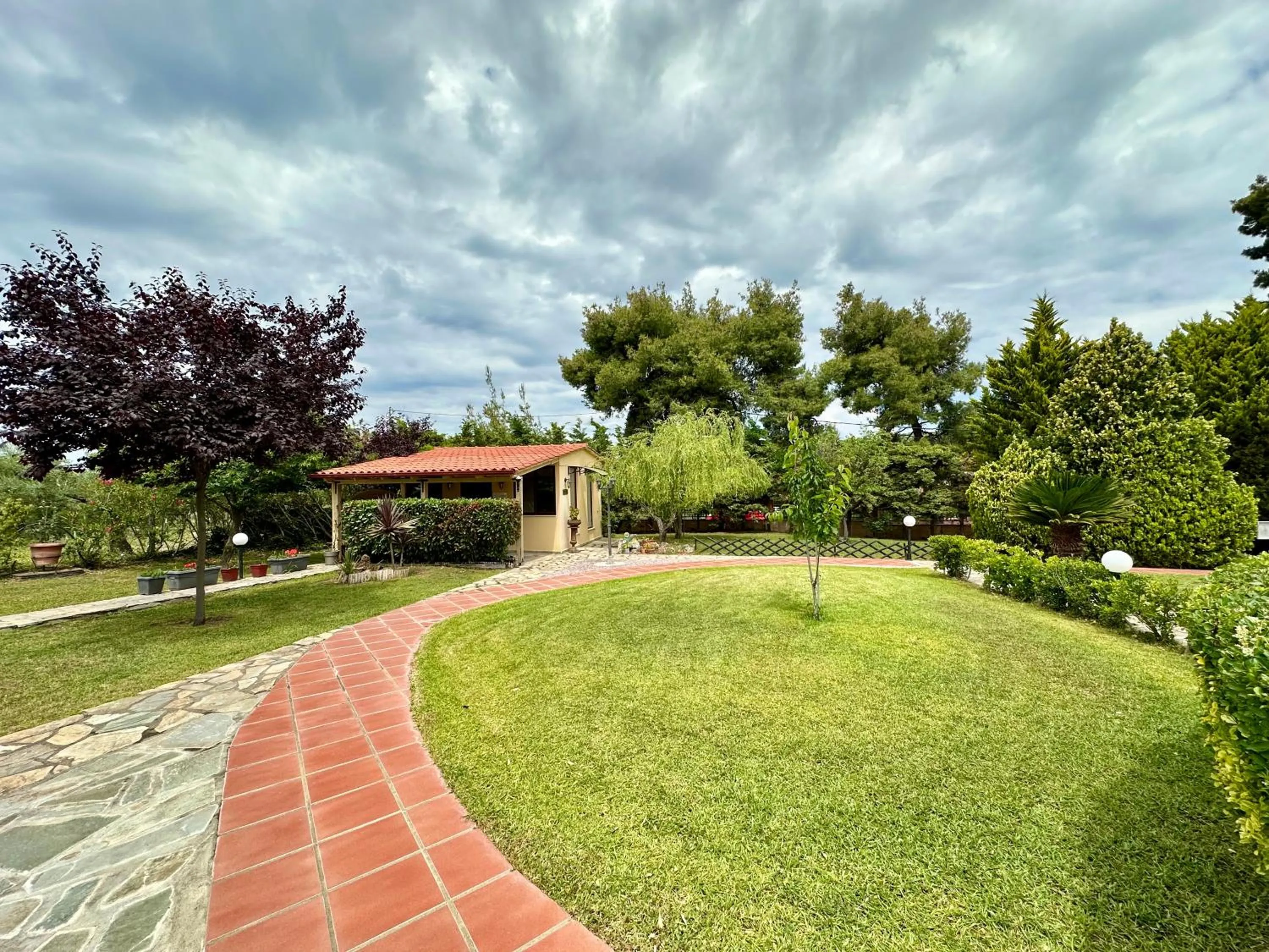 Day in Agrili Apartments & Rooms