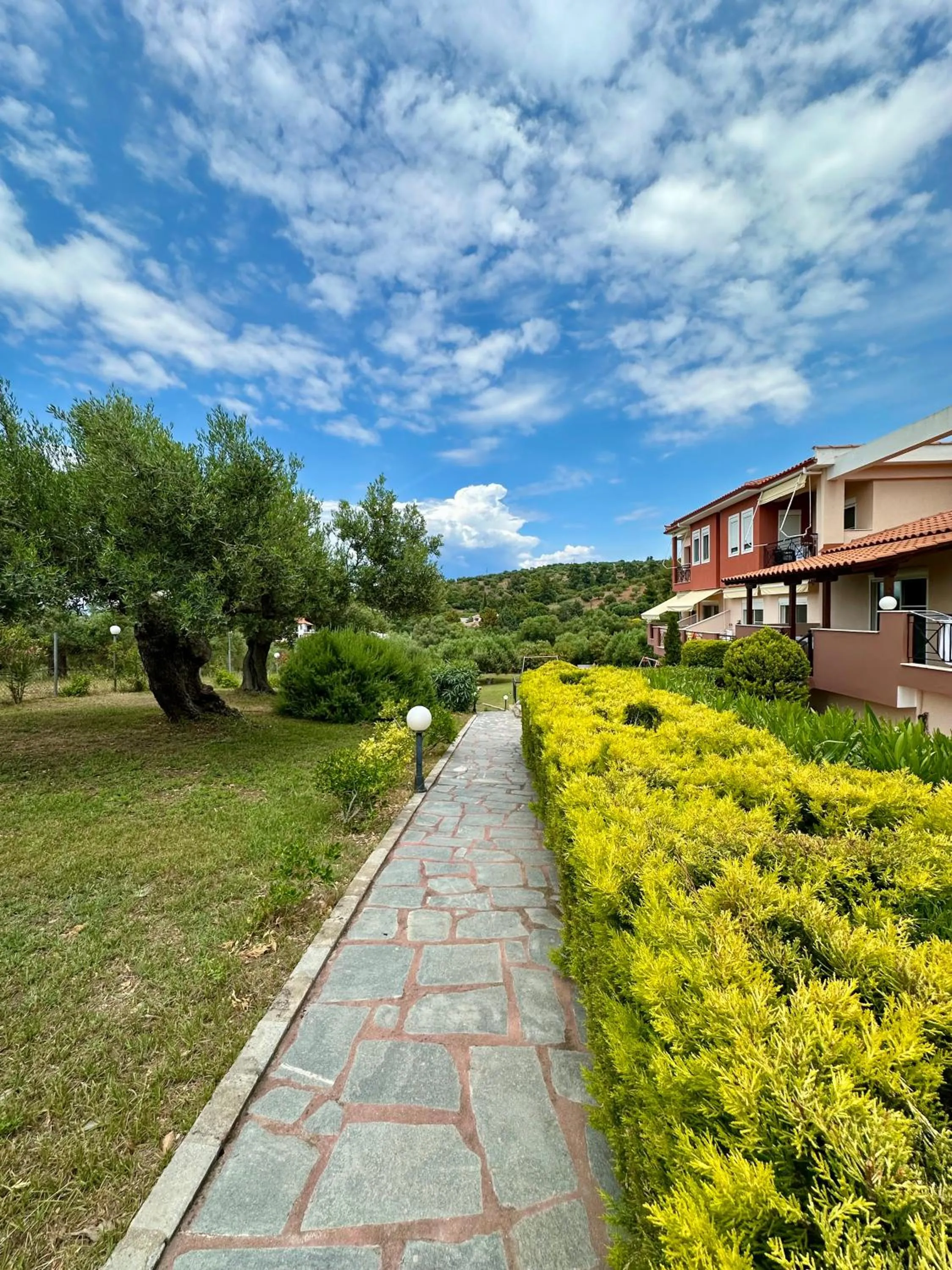 Property building in Agrili Apartments & Rooms