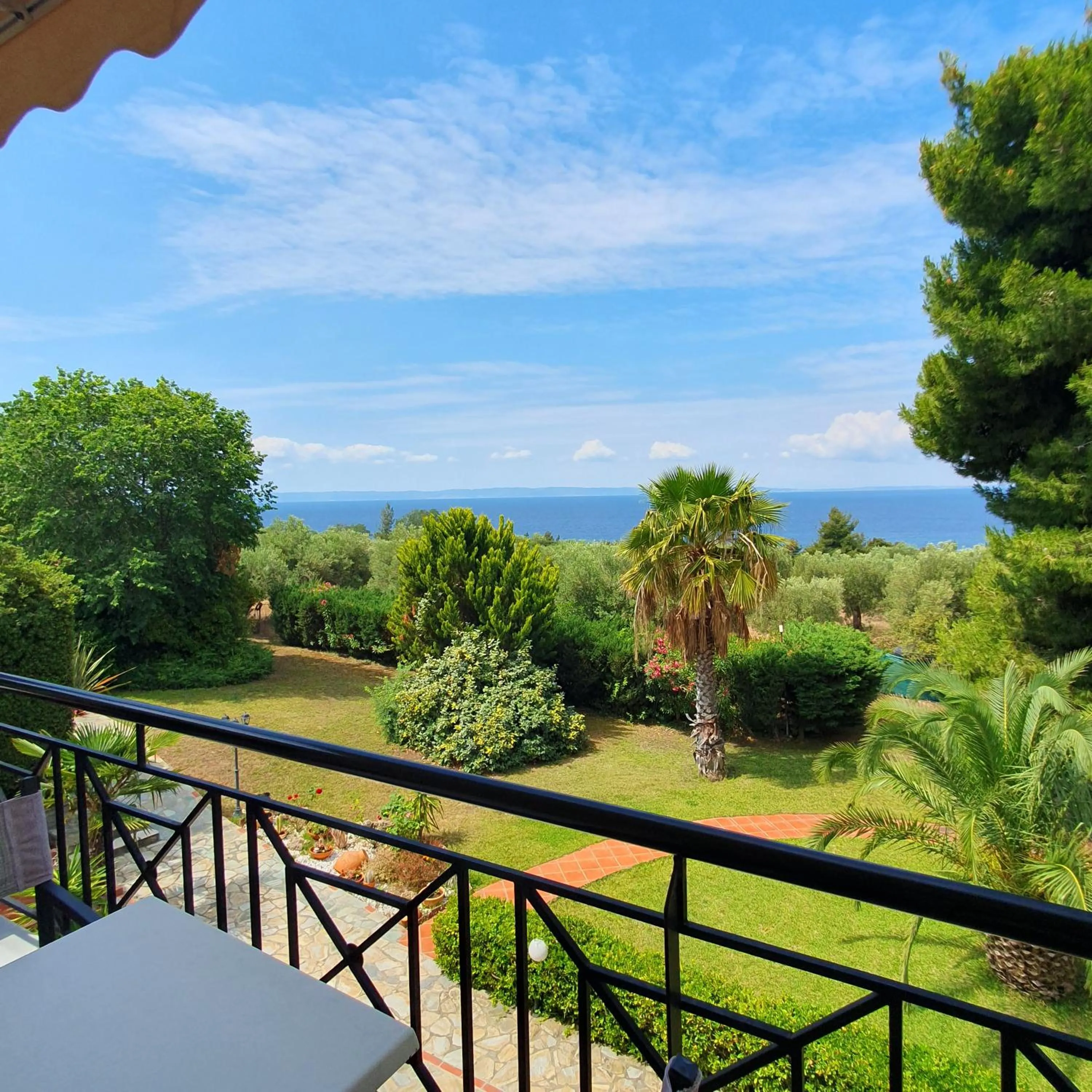 Day in Agrili Apartments & Rooms