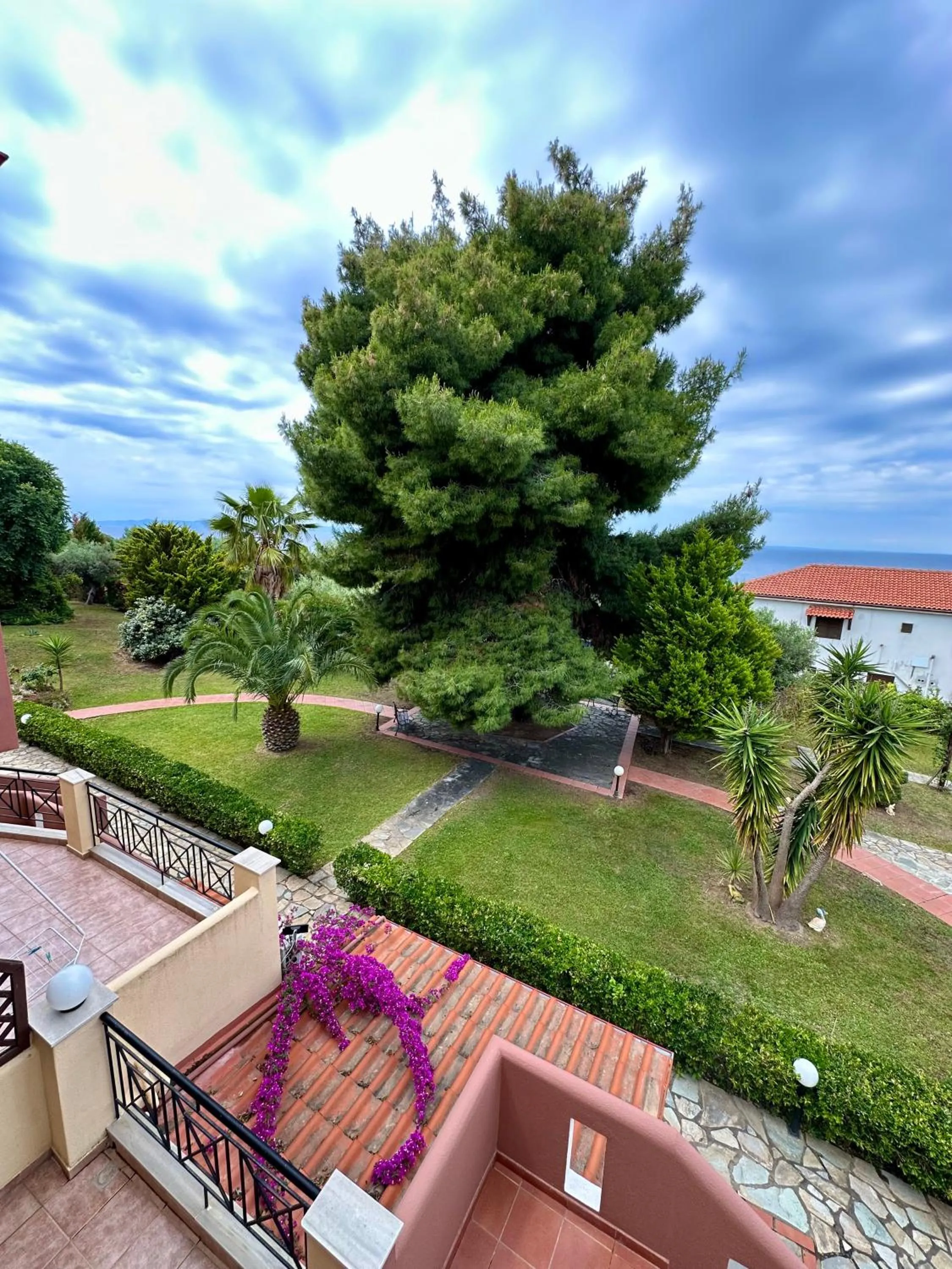 Day in Agrili Apartments & Rooms