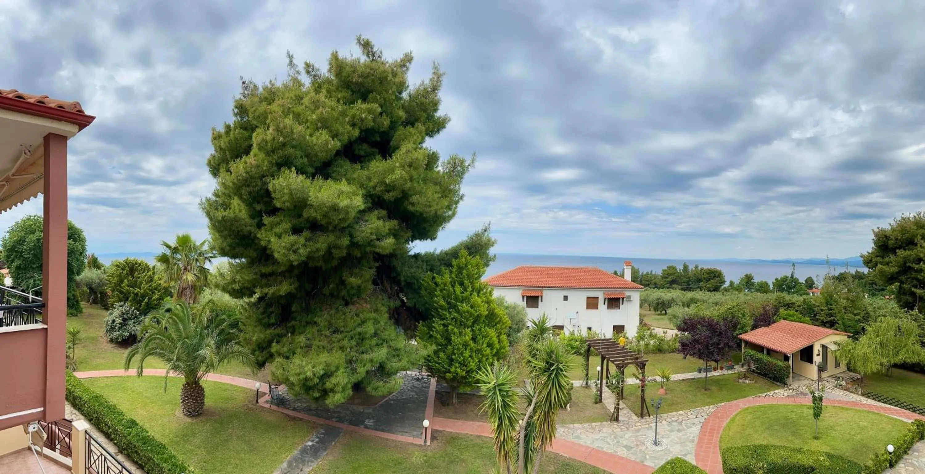 Day in Agrili Apartments & Rooms