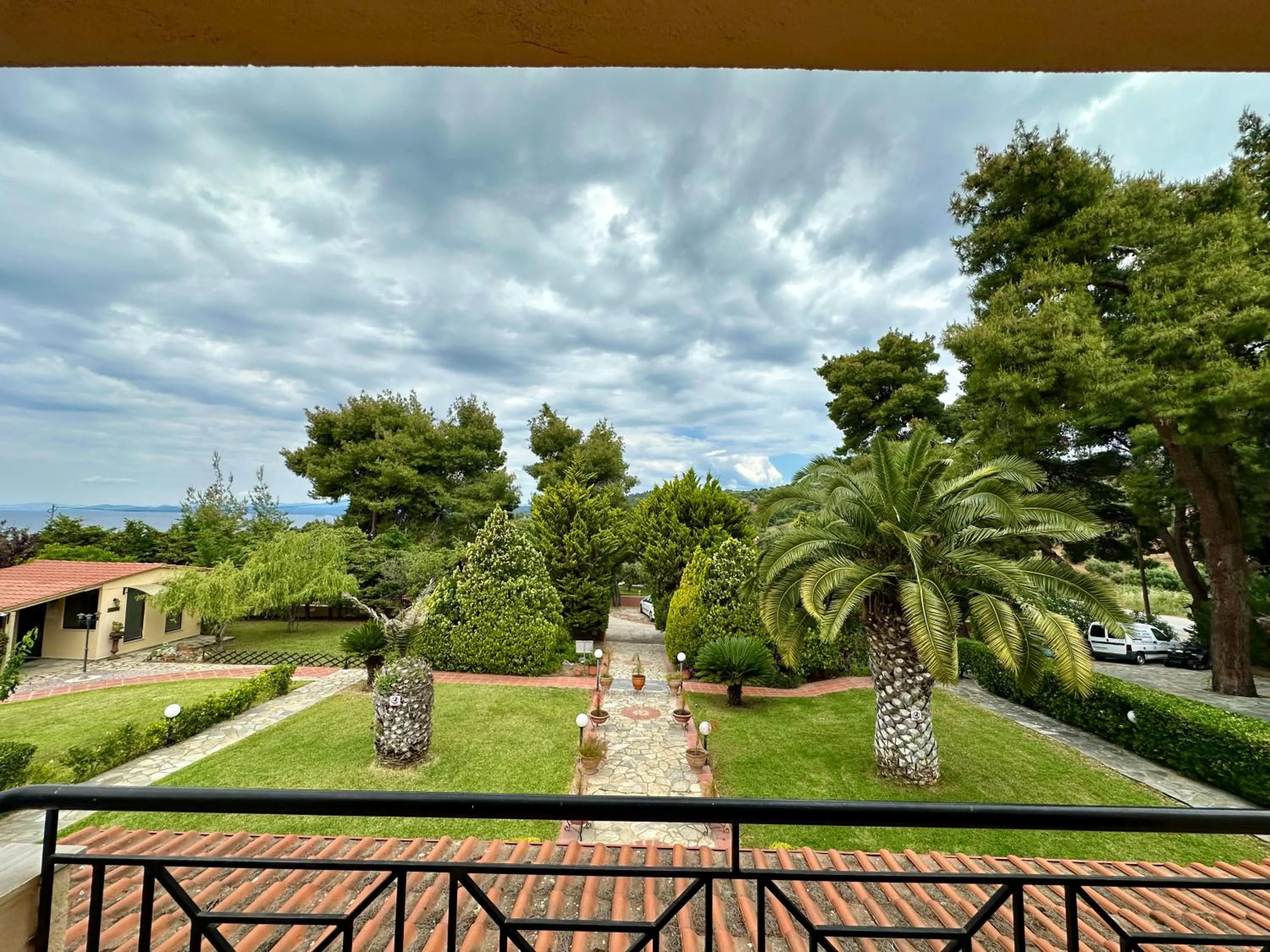 Day in Agrili Apartments & Rooms