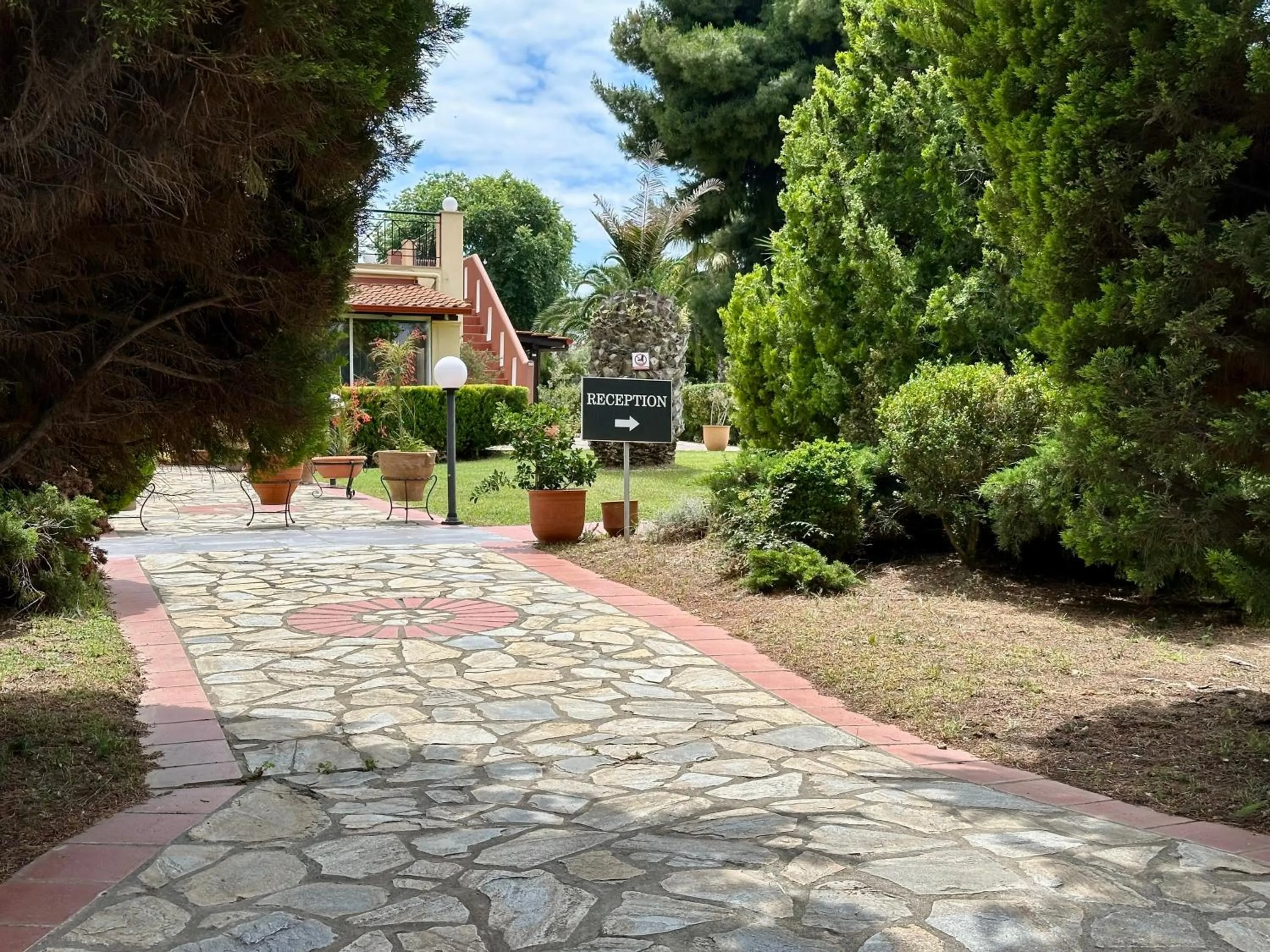 Property building in Agrili Apartments & Rooms