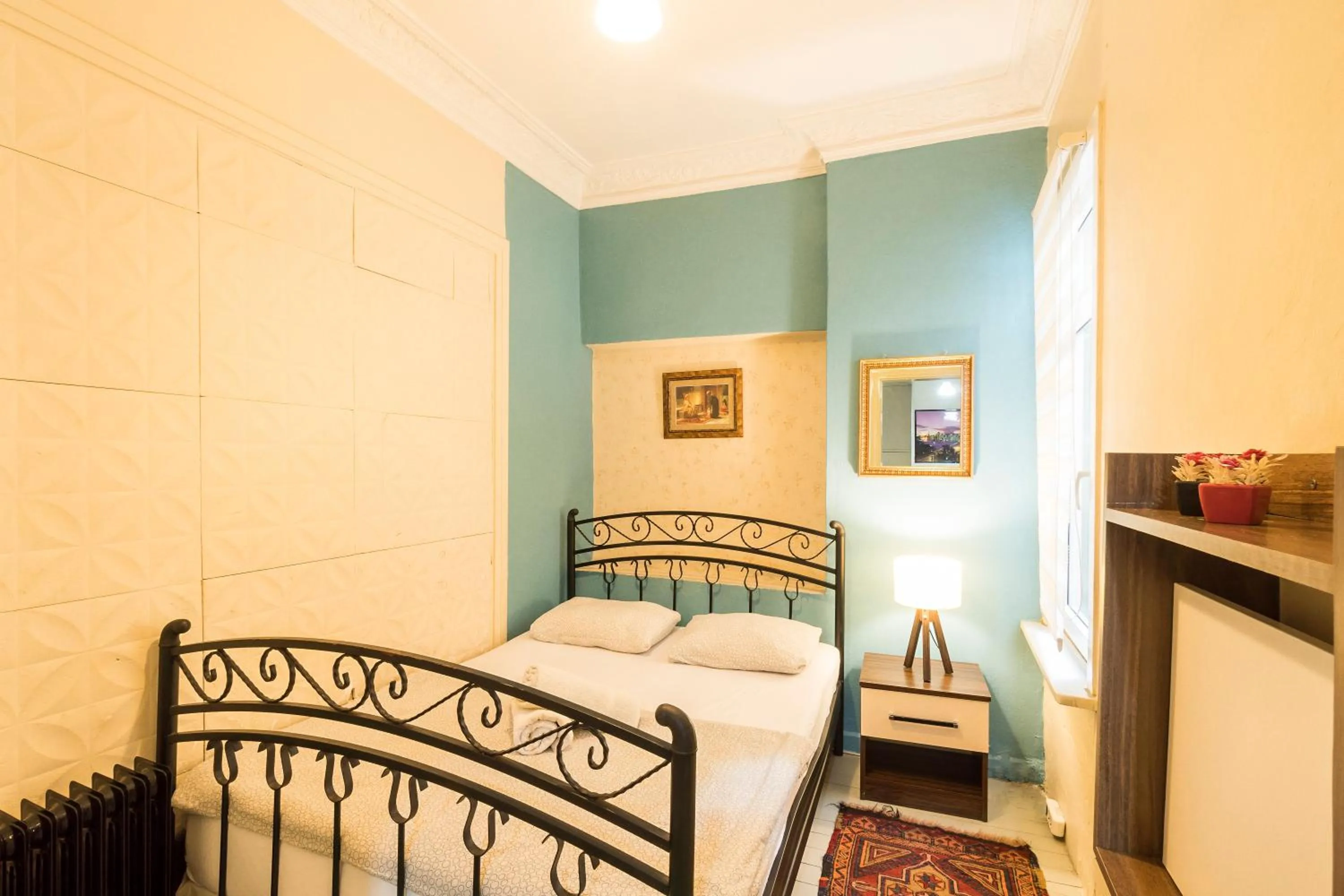 Bed in Levanten Hostel