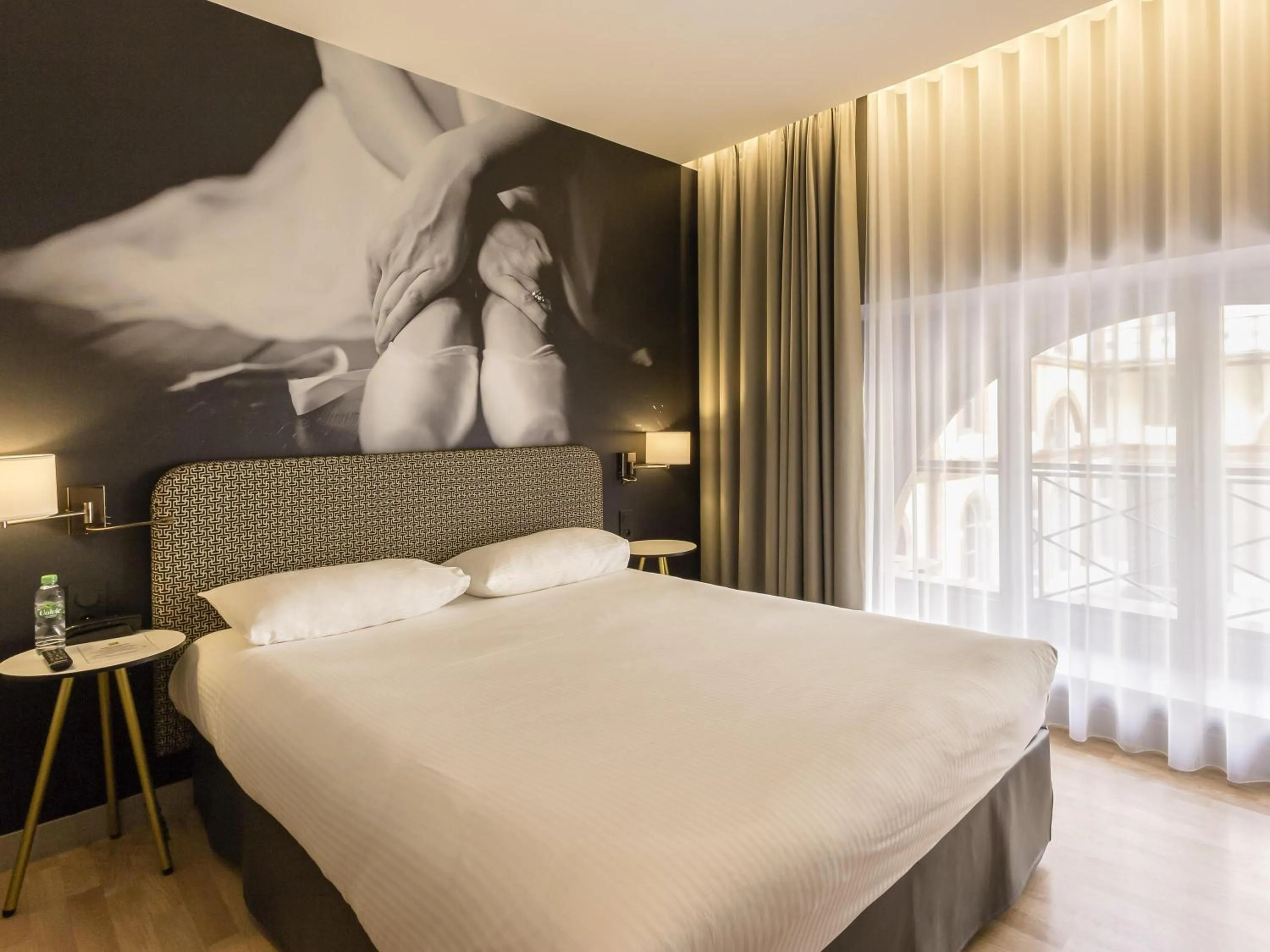 Bedroom, Bed in Ibis Styles Toulouse Capitole