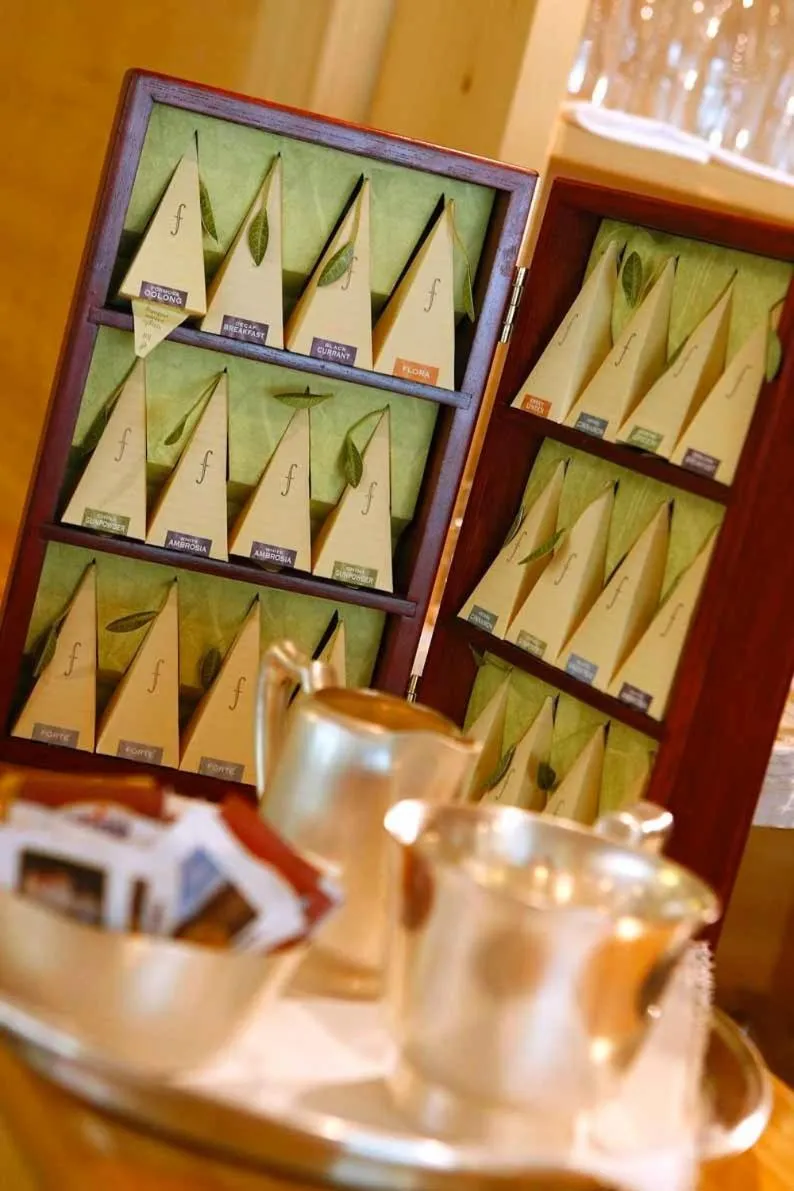 Restaurant/places to eat in Hotel Cir