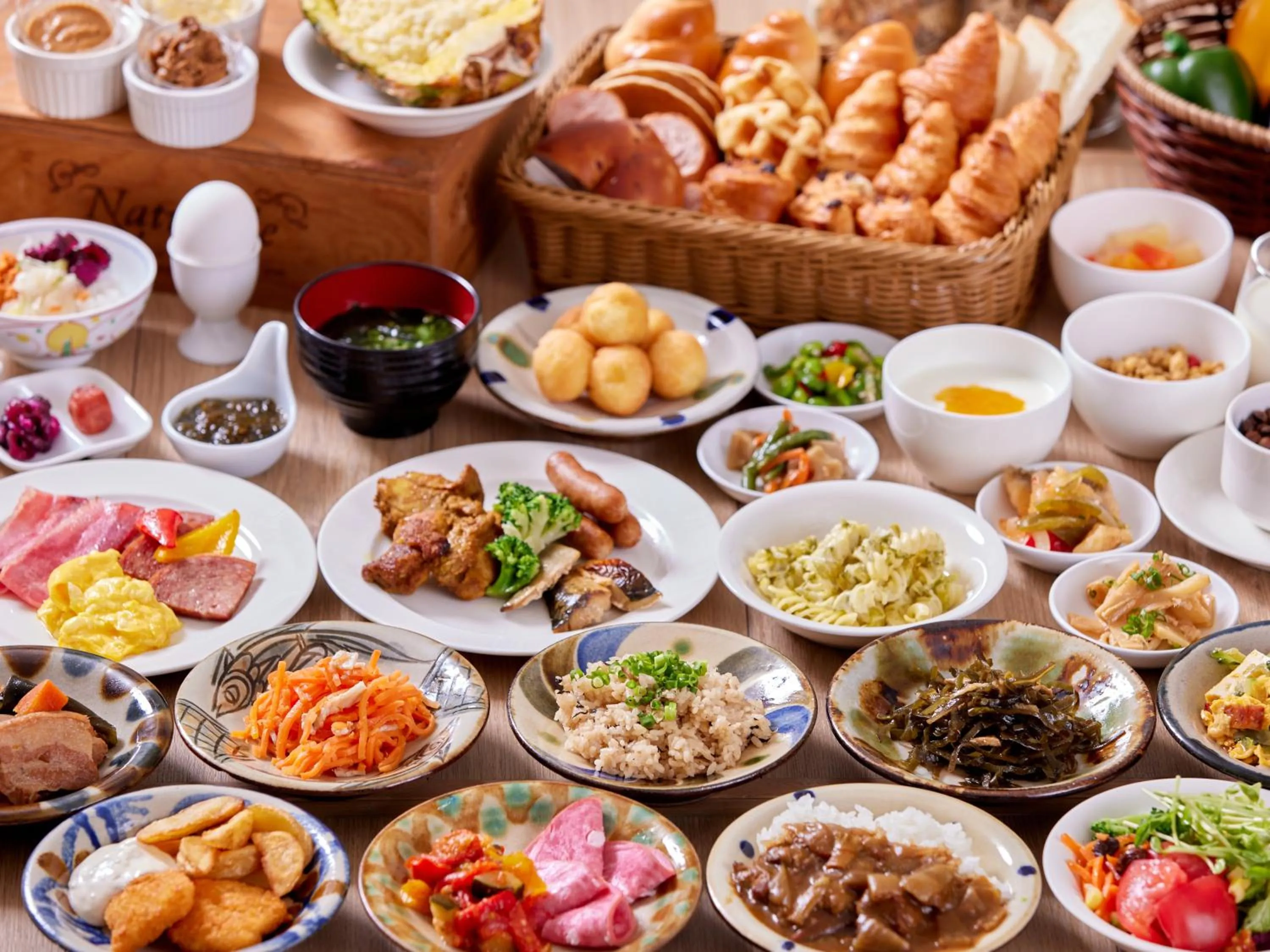 Restaurant/places to eat in Okinawa NaHaNa Hotel & Spa