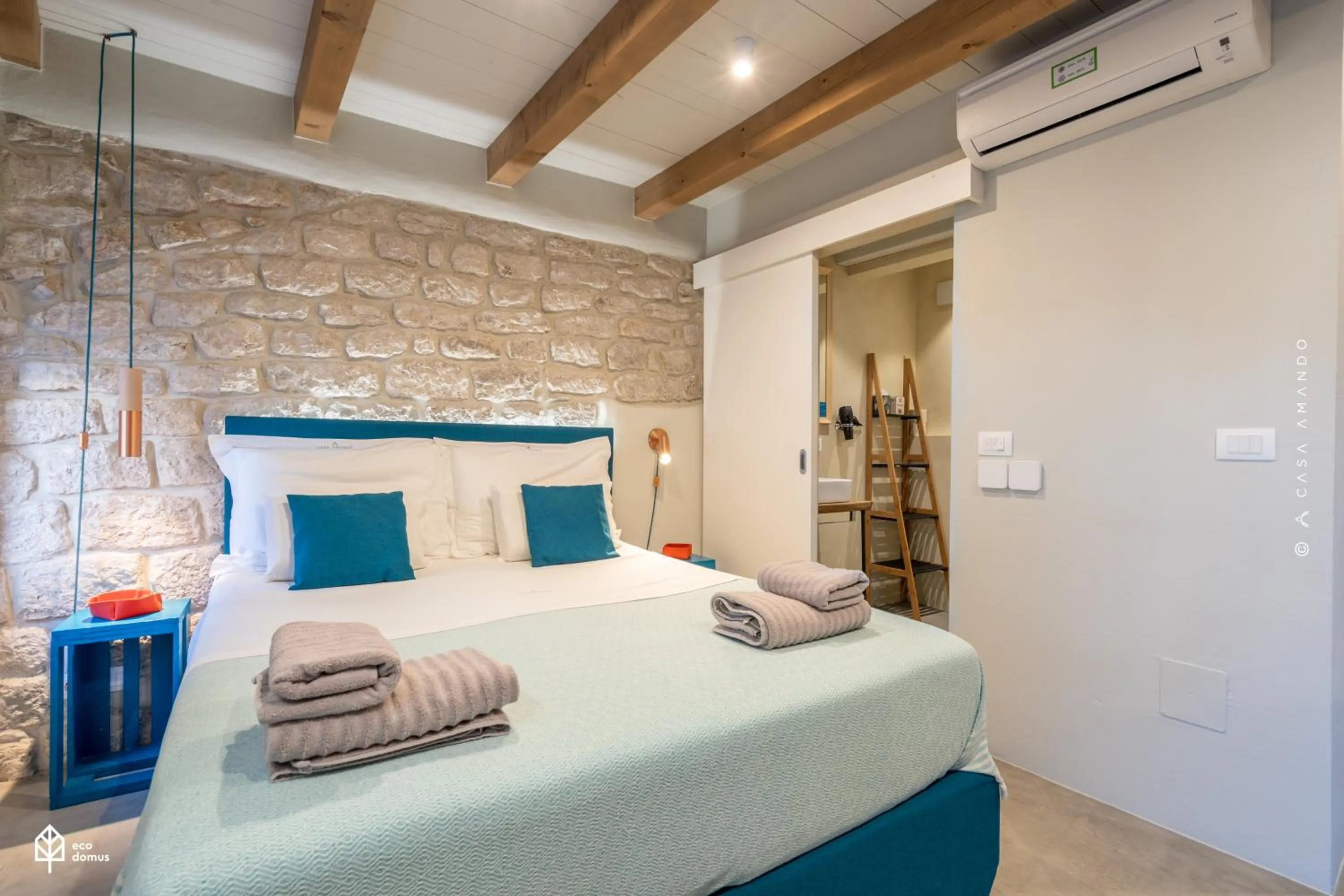 Bed in Casa Amando Eco Boutique House