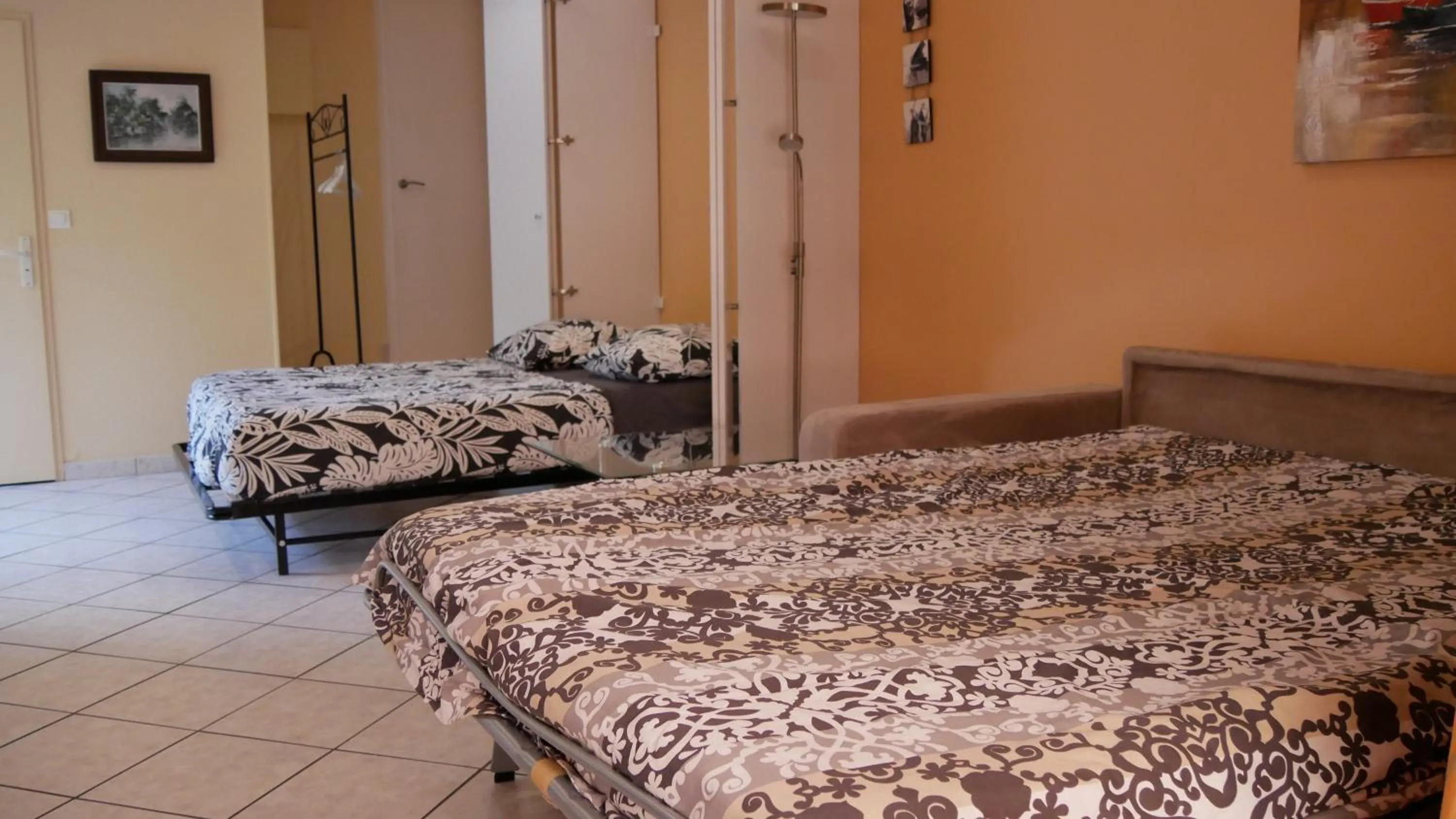 Bed in Villa Seignemartin