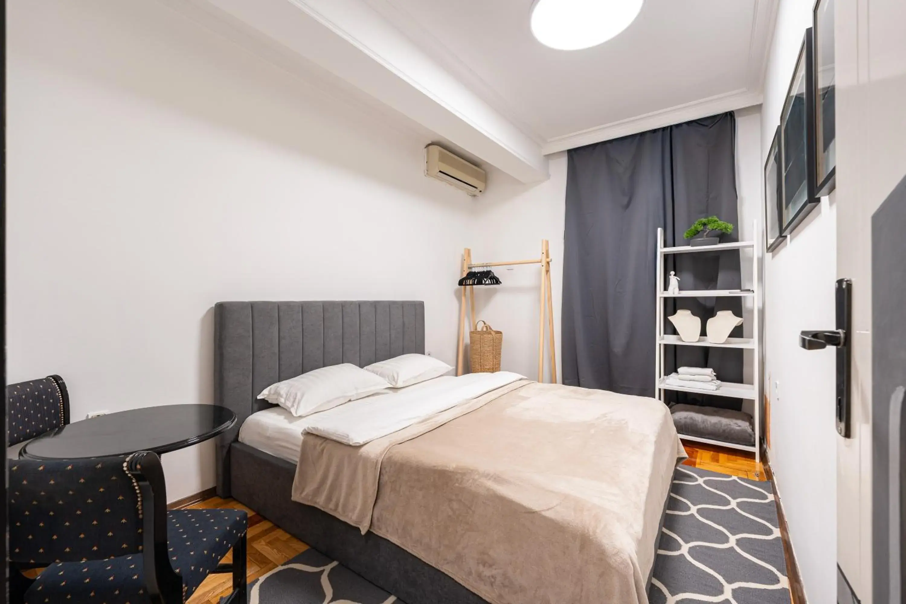 Apartment with Balcony in Hotel Bojatours Apartment with Balcony in Hotel Bojatours