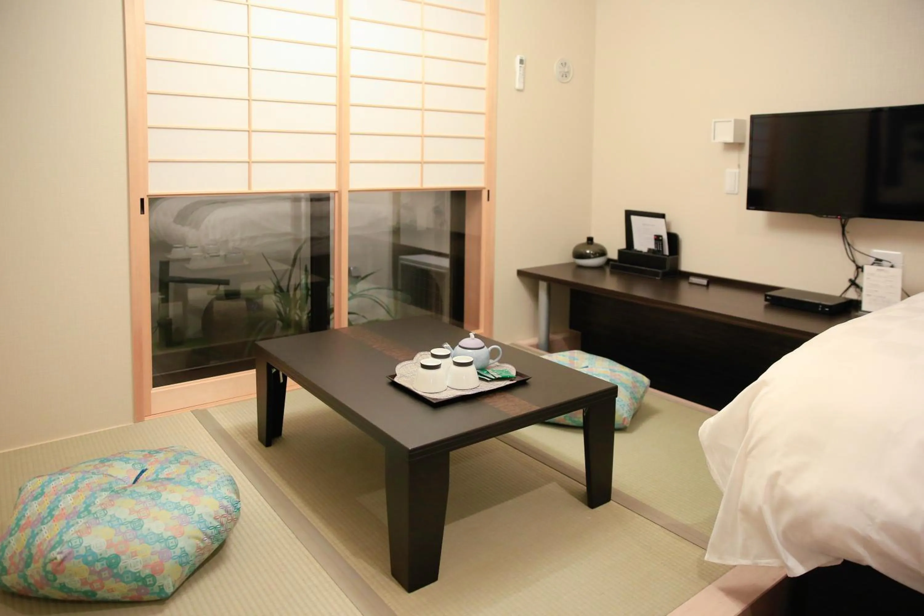 Photo of the whole room, Bed in Gion HANNA STAY