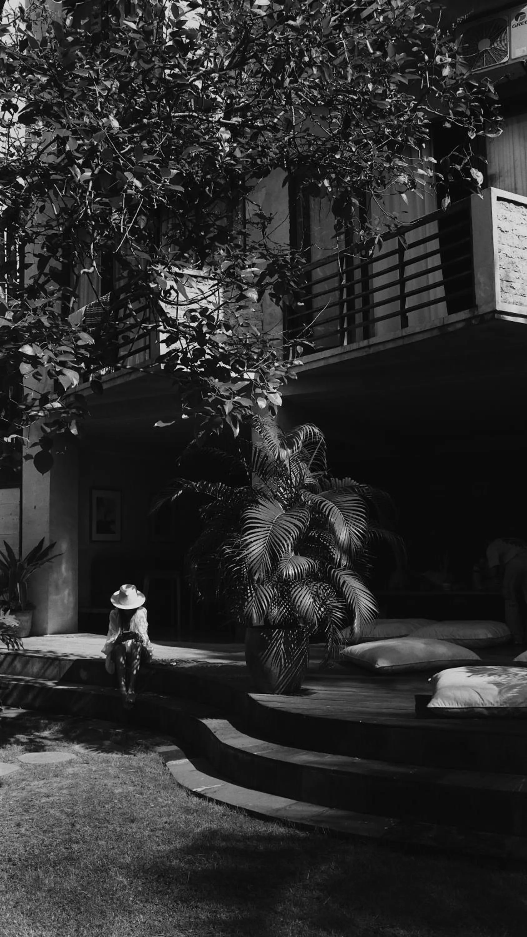 Property building in Surf Motel