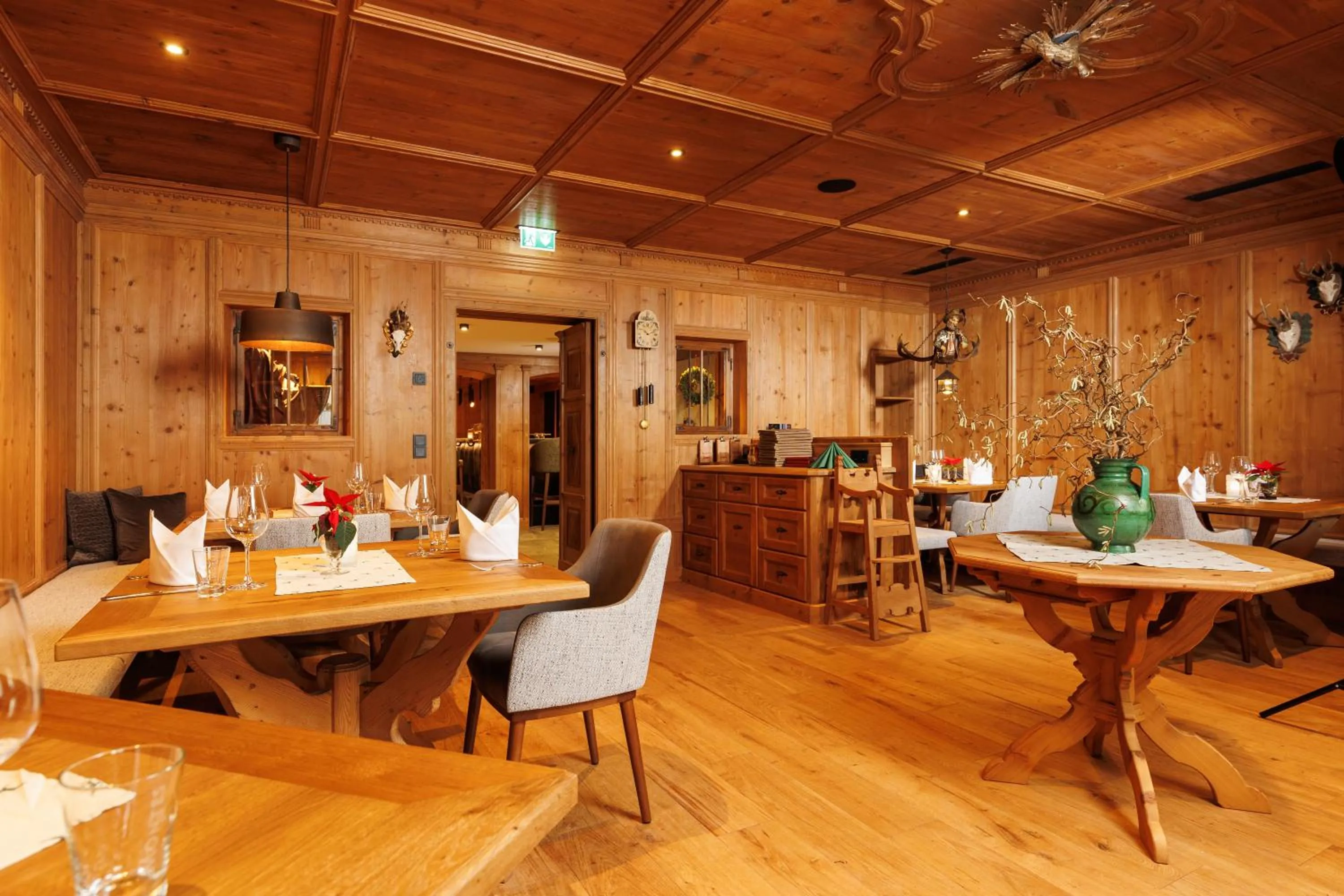 Restaurant/places to eat in Hotel Landgasthof Gappen