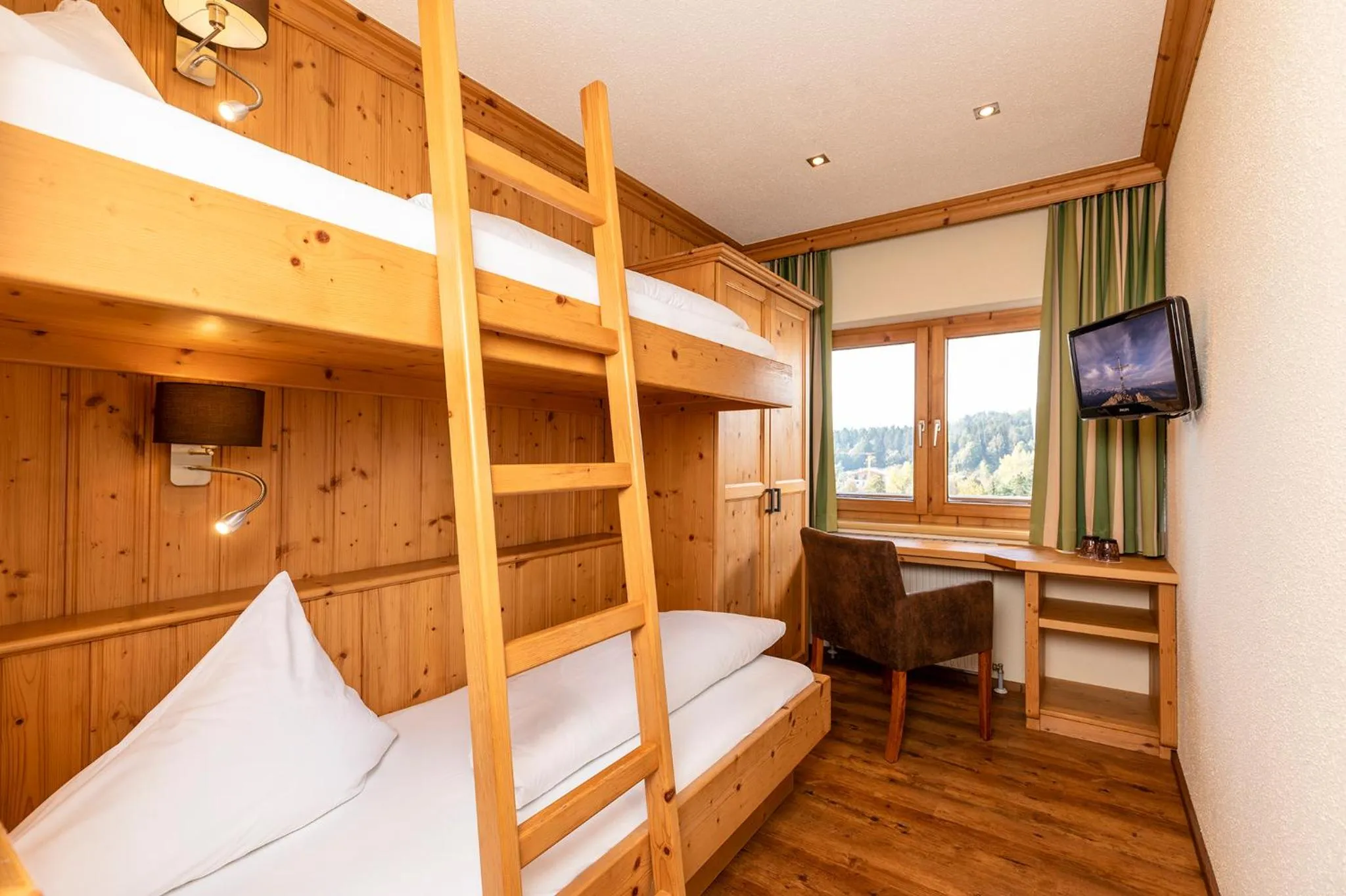 Photo of the whole room, Bed in Hotel Landgasthof Gappen