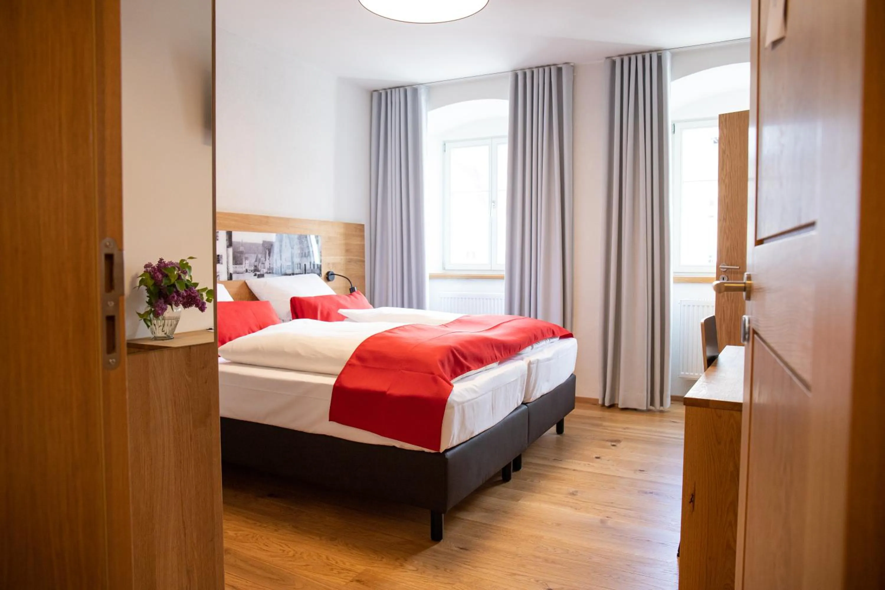 Photo of the whole room, Bed in Altstadthotel Brauereigasthof Winkler