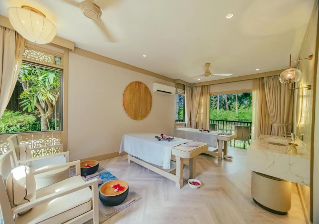 Spa and wellness centre/facilities, Bed in Pelangi Beach Resort & Spa, Langkawi