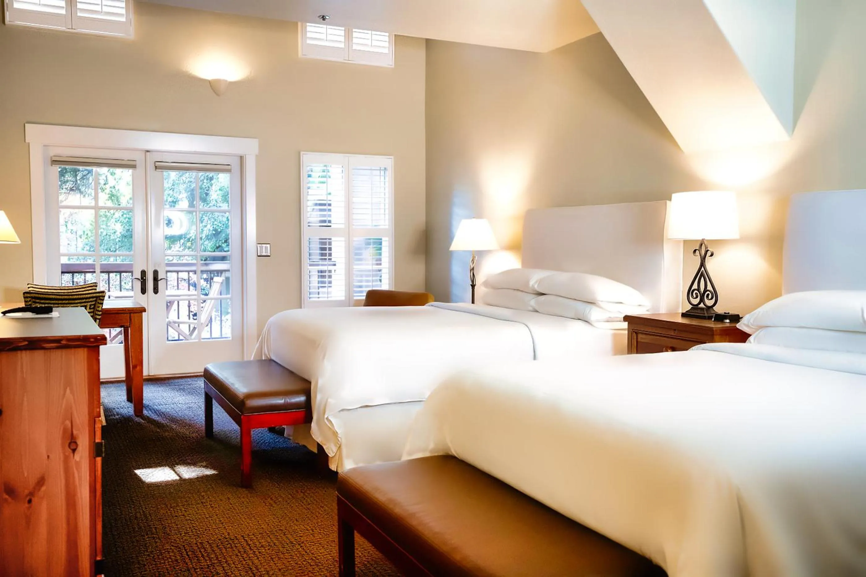 Bedroom, Bed in Appellation Lodi - Wine & Roses Resort and Spa