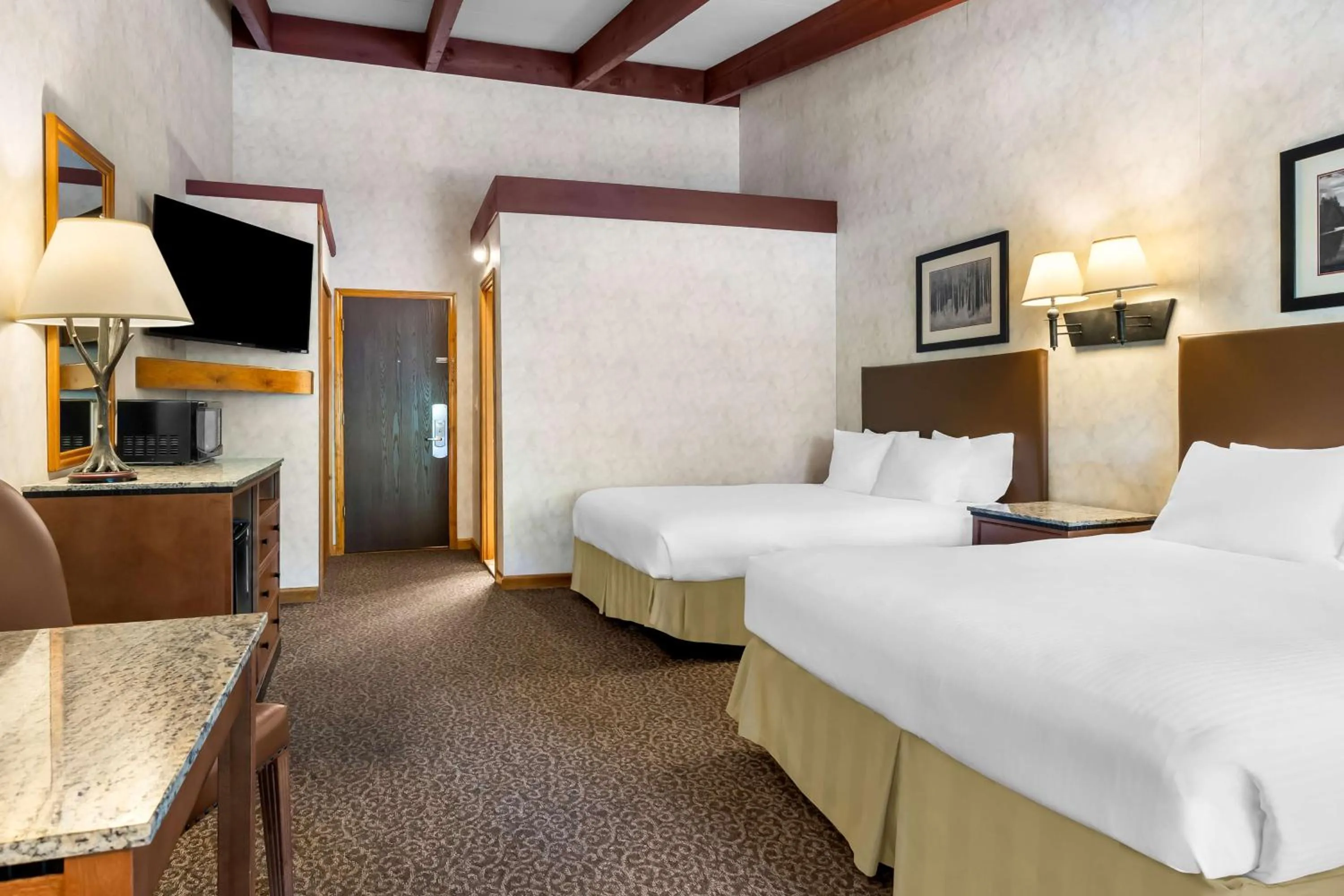 Bedroom, Bed in Best Western Adirondack Inn