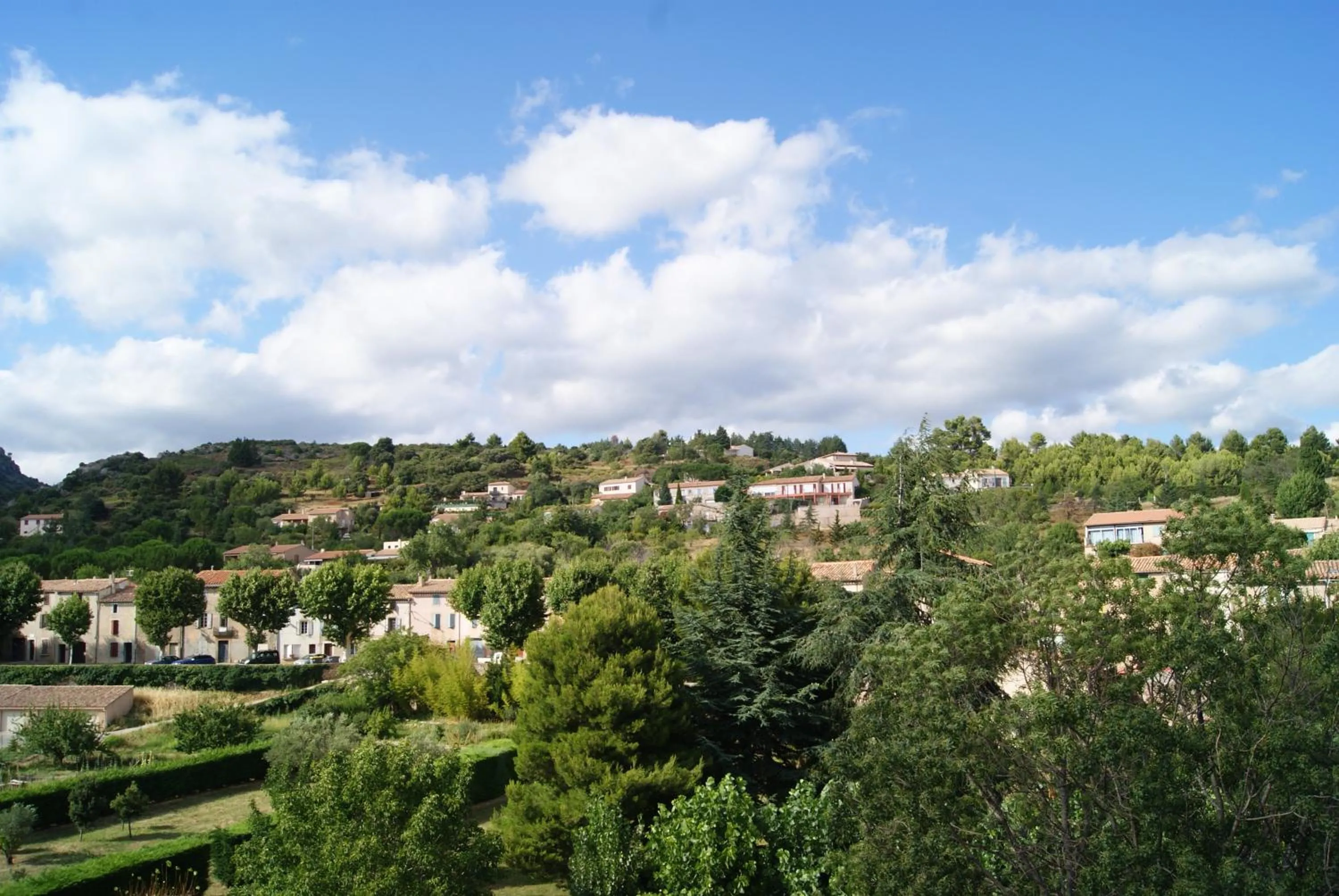 Contact Hôtel Le Minervois - Hôtel & Restaurant Au nord de Carcassonne