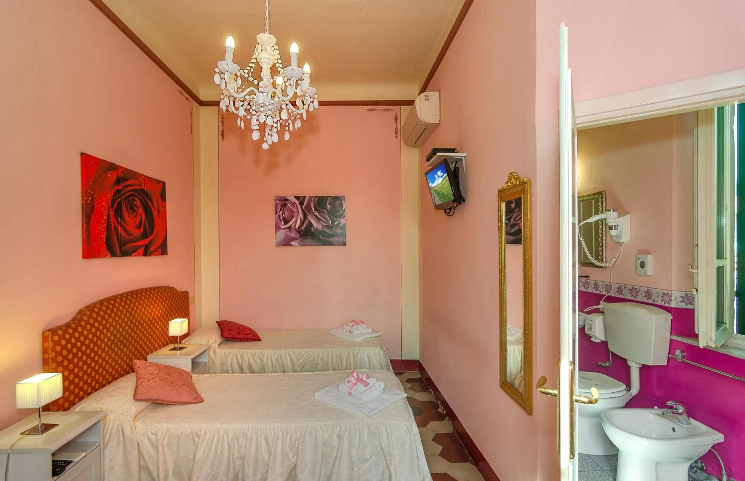 Photo of the whole room, Bed in B&B La Mimosa