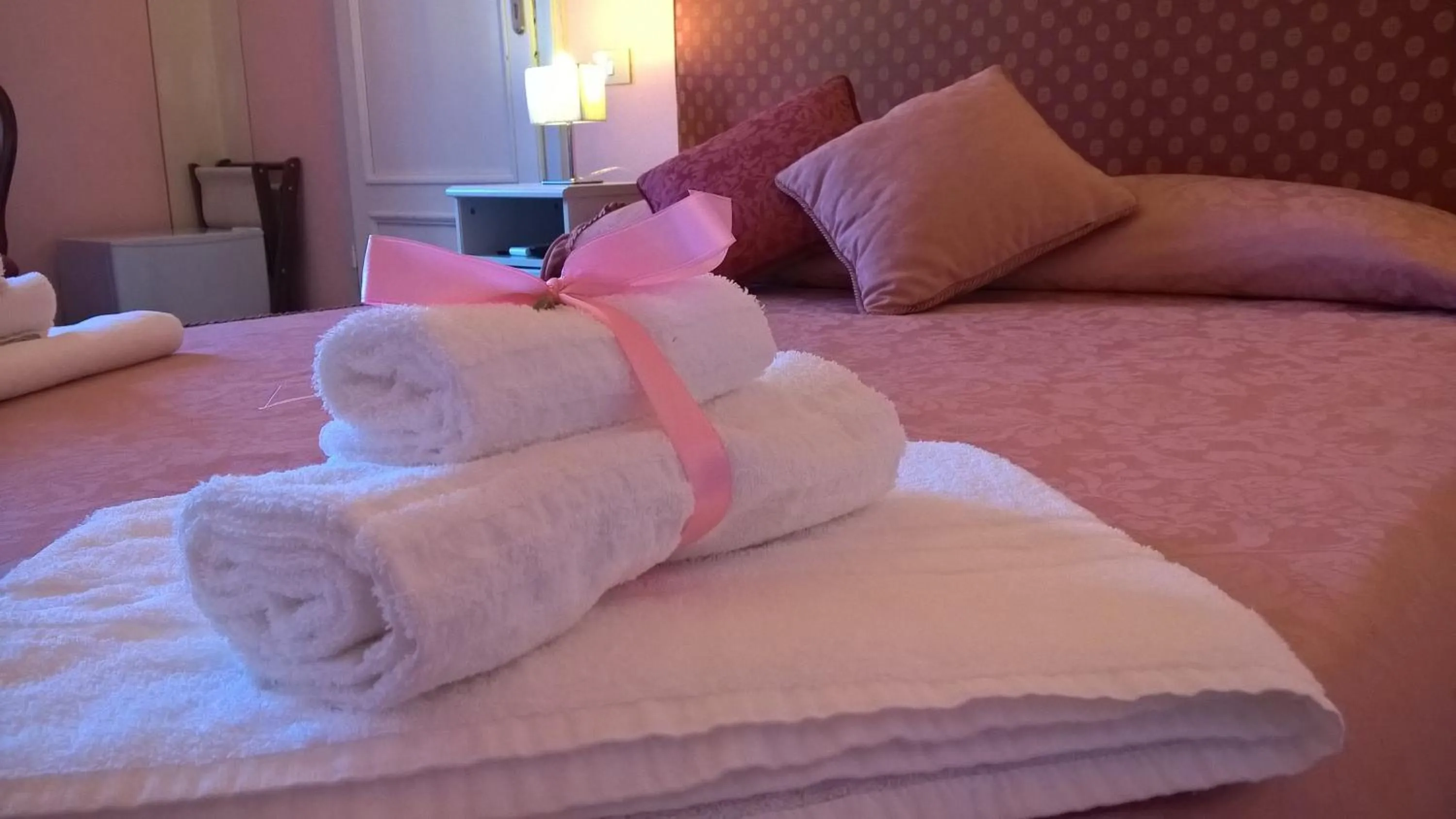 Decorative detail, Bed in B&B La Mimosa