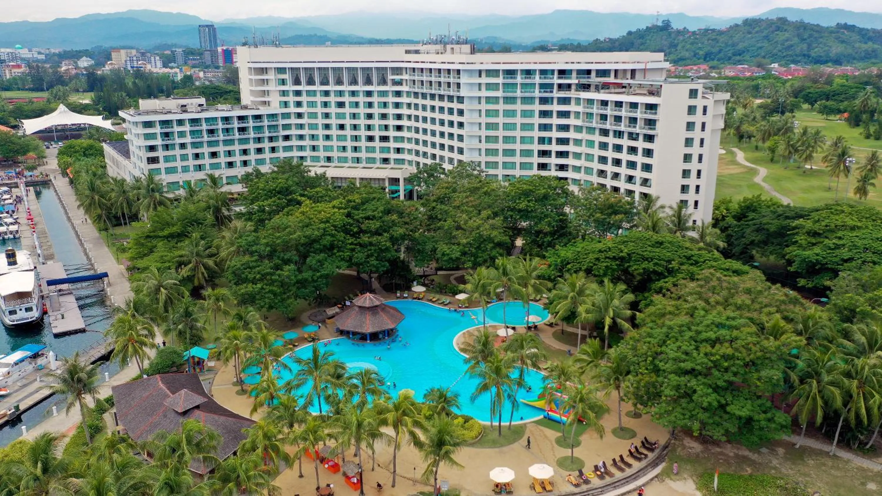 Property building in The Pacific Sutera Hotel