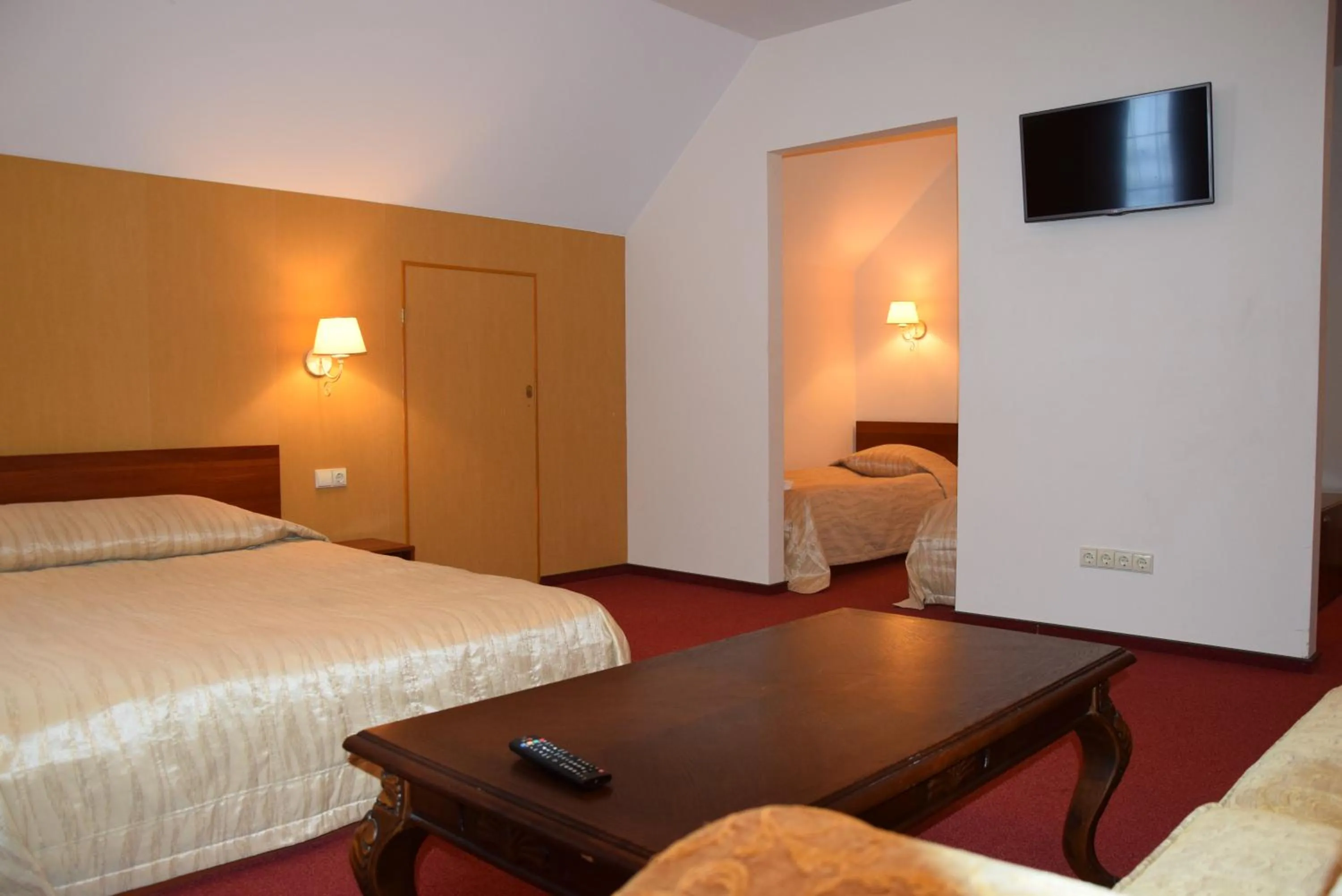Quadruple Room in Girele