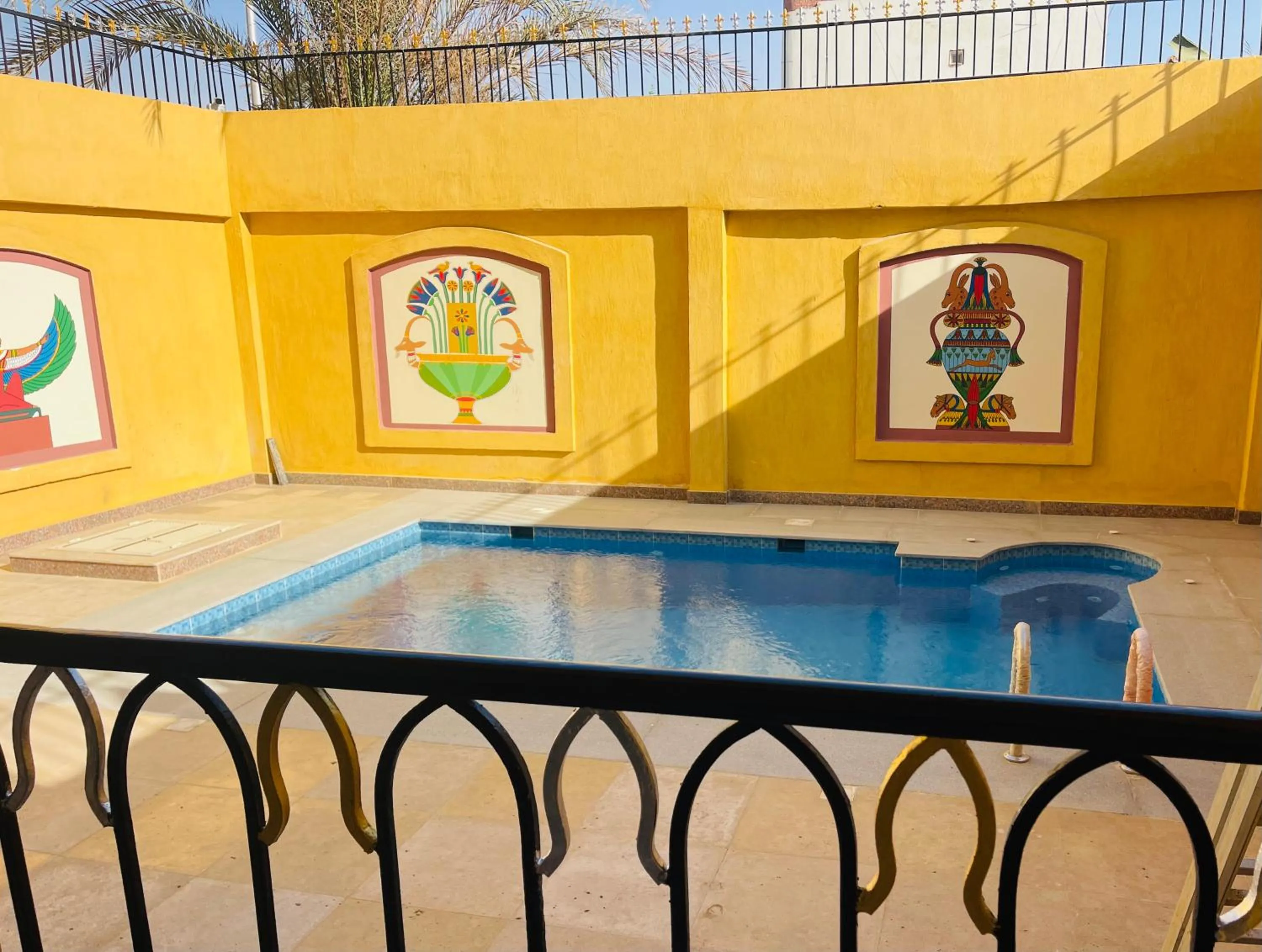 Pool view in Jewel Howard Carter Hotel