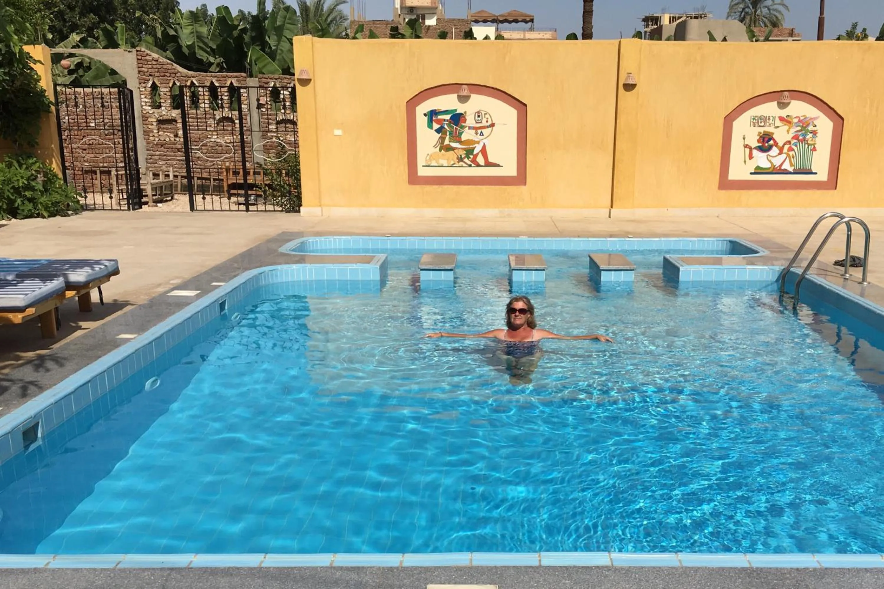 Swimming pool in Jewel Howard Carter Hotel