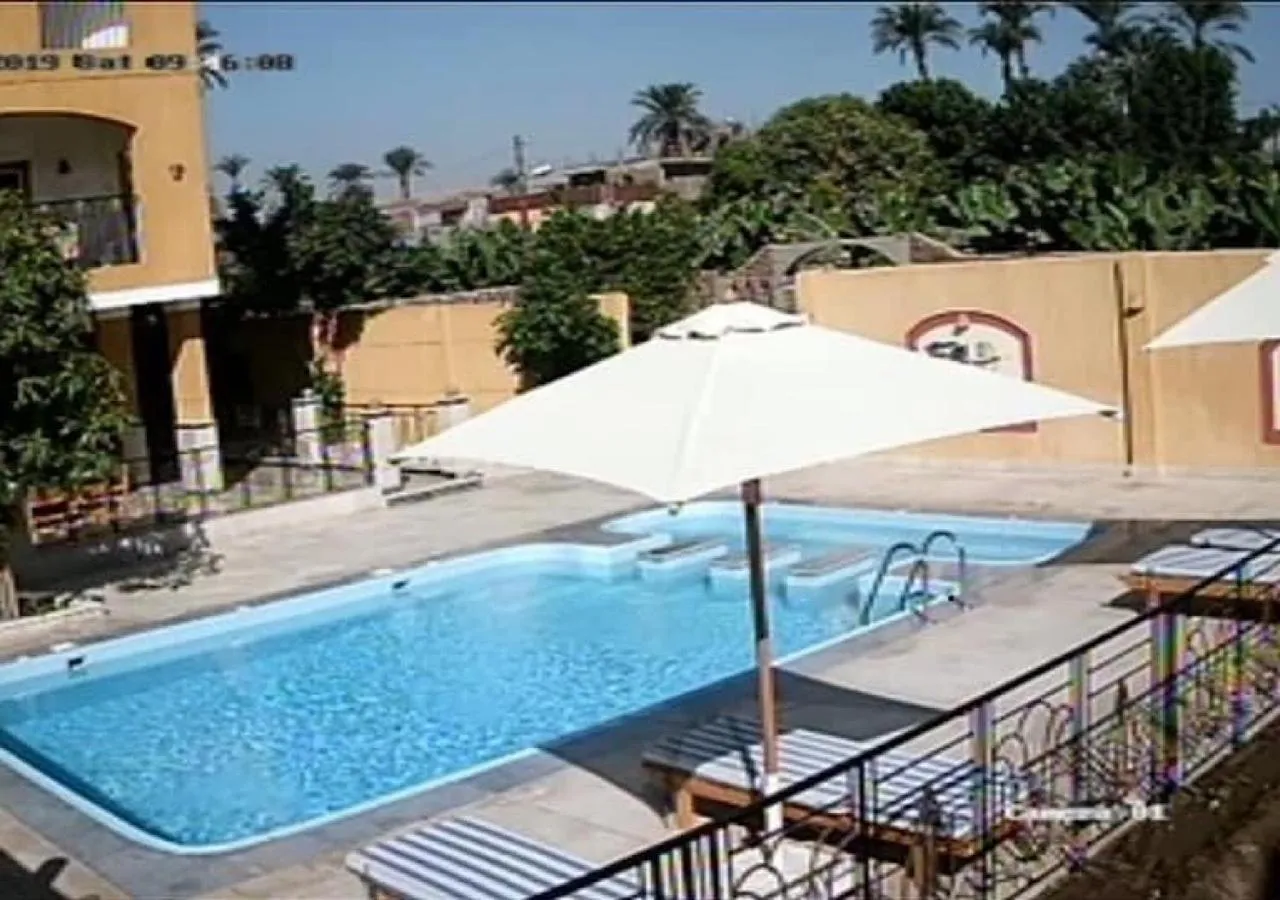 Swimming pool in Jewel Howard Carter Hotel