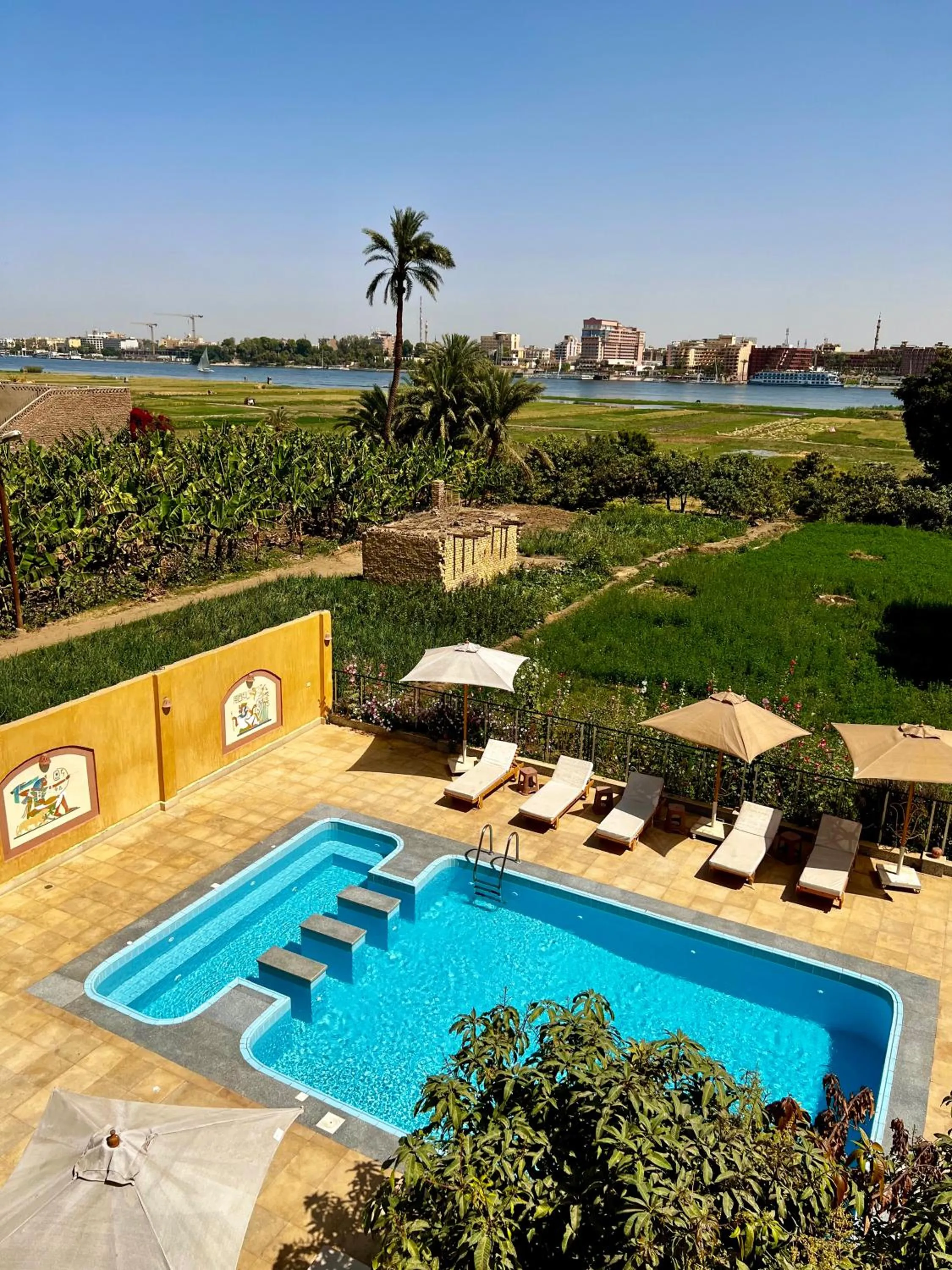 Natural landscape in Jewel Howard Carter Hotel