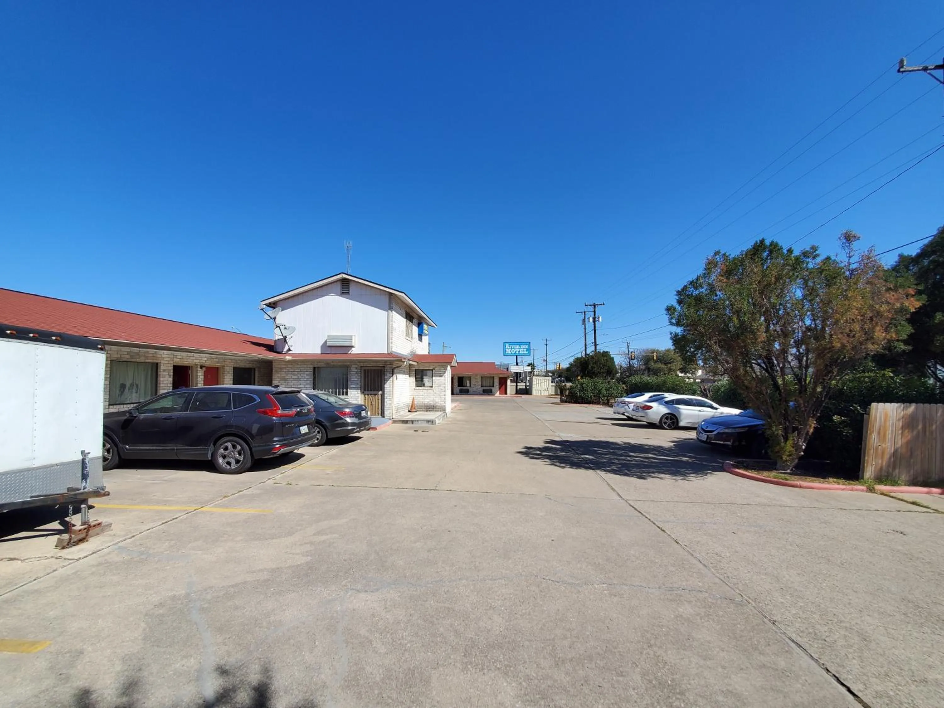 Property building in River Inn Motel