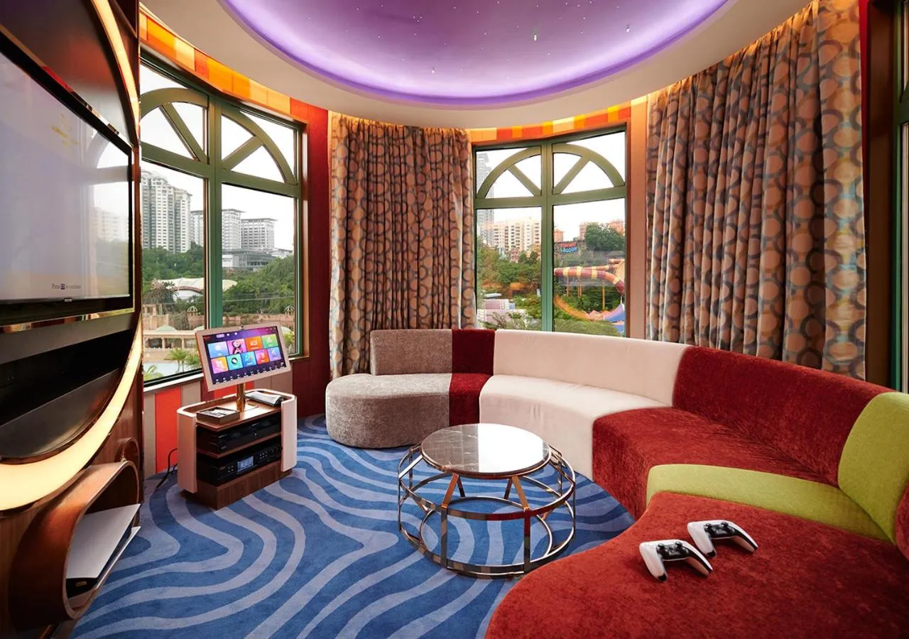 TV and multimedia in Sunway Resort Hotel