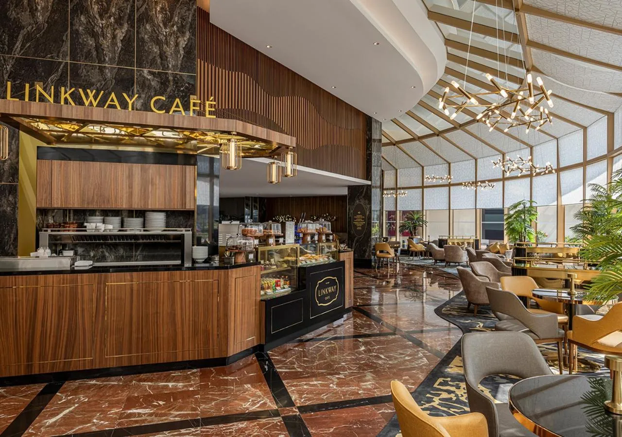 Restaurant/places to eat in Sunway Resort Hotel