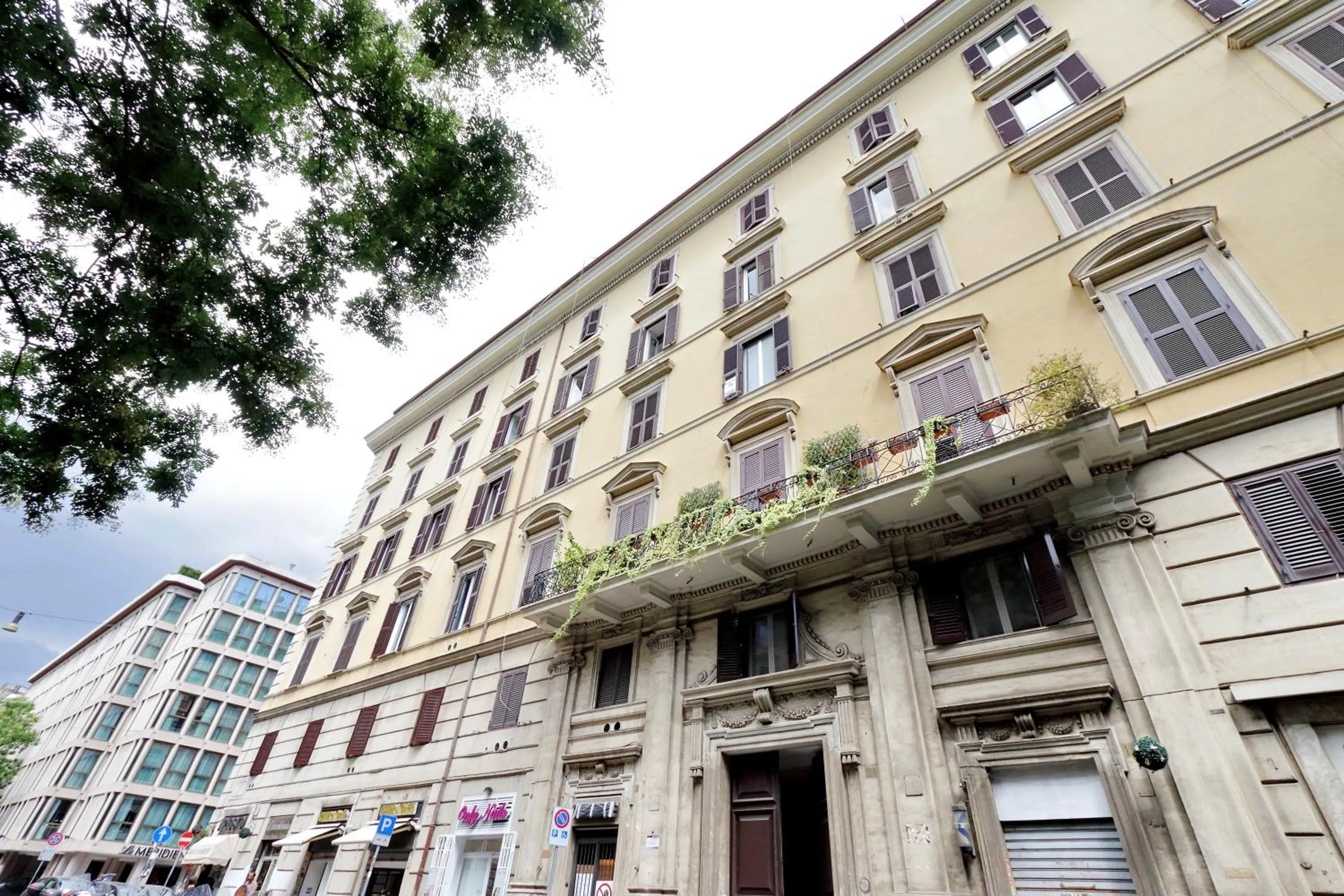 Facade/entrance in 4BNB - Cavour Square Apartment