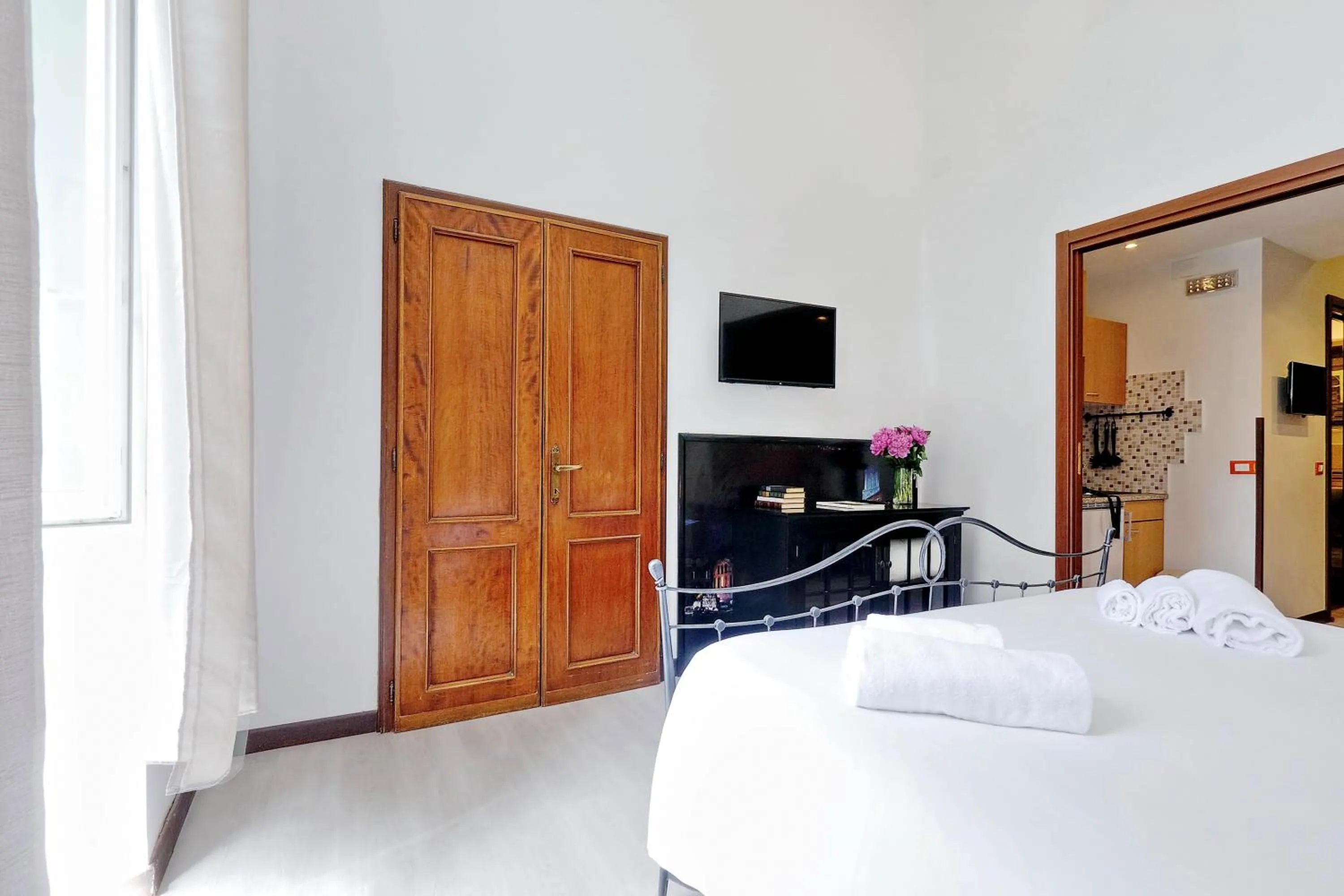 Bedroom, Bed in 4BNB - Cavour Square Apartment