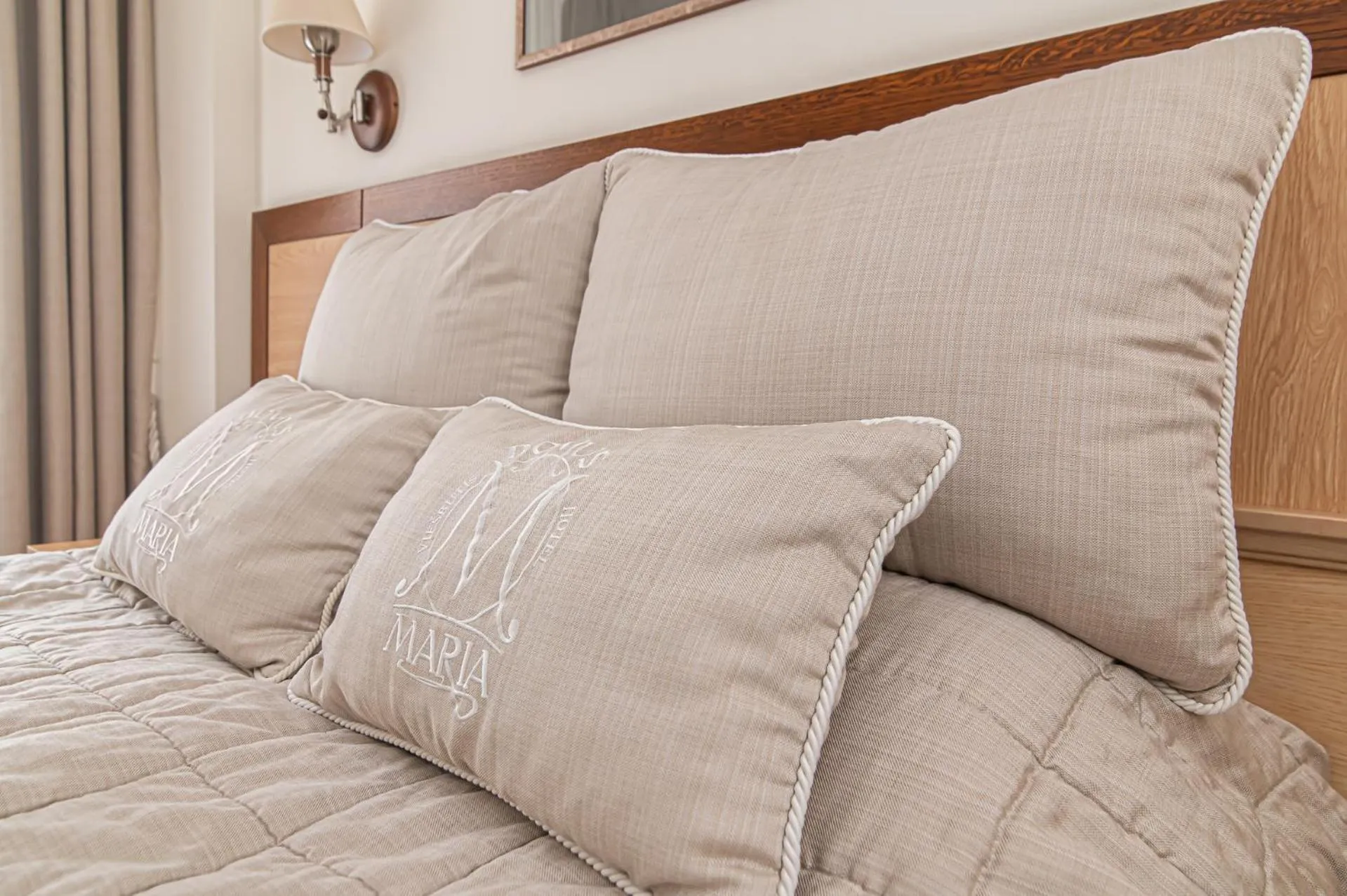 Bedroom, Bed in Domus Maria