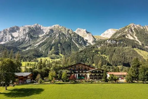Almfrieden Hotel & Romantikchalet