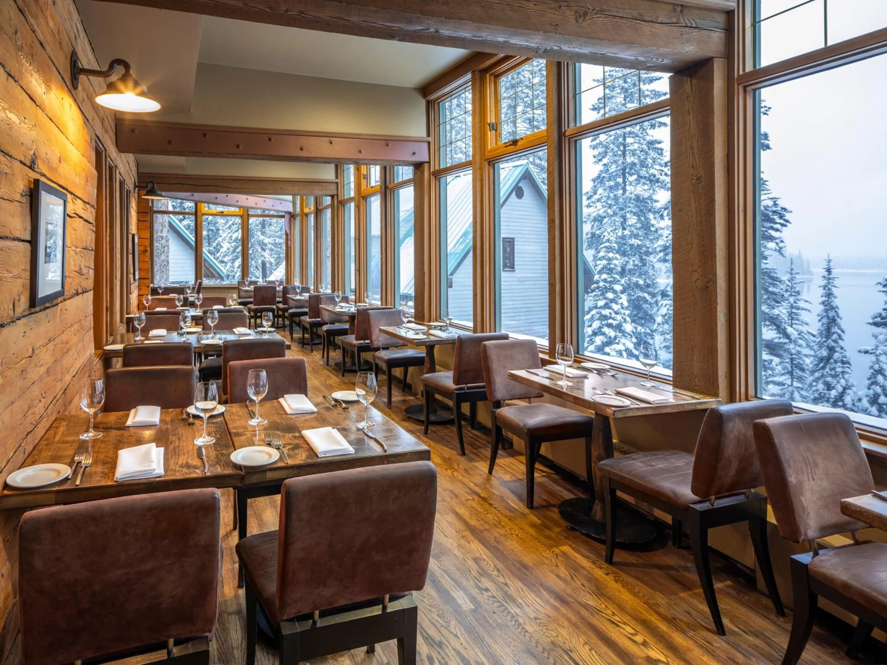 Restaurant/places to eat in Emerald Lake Lodge